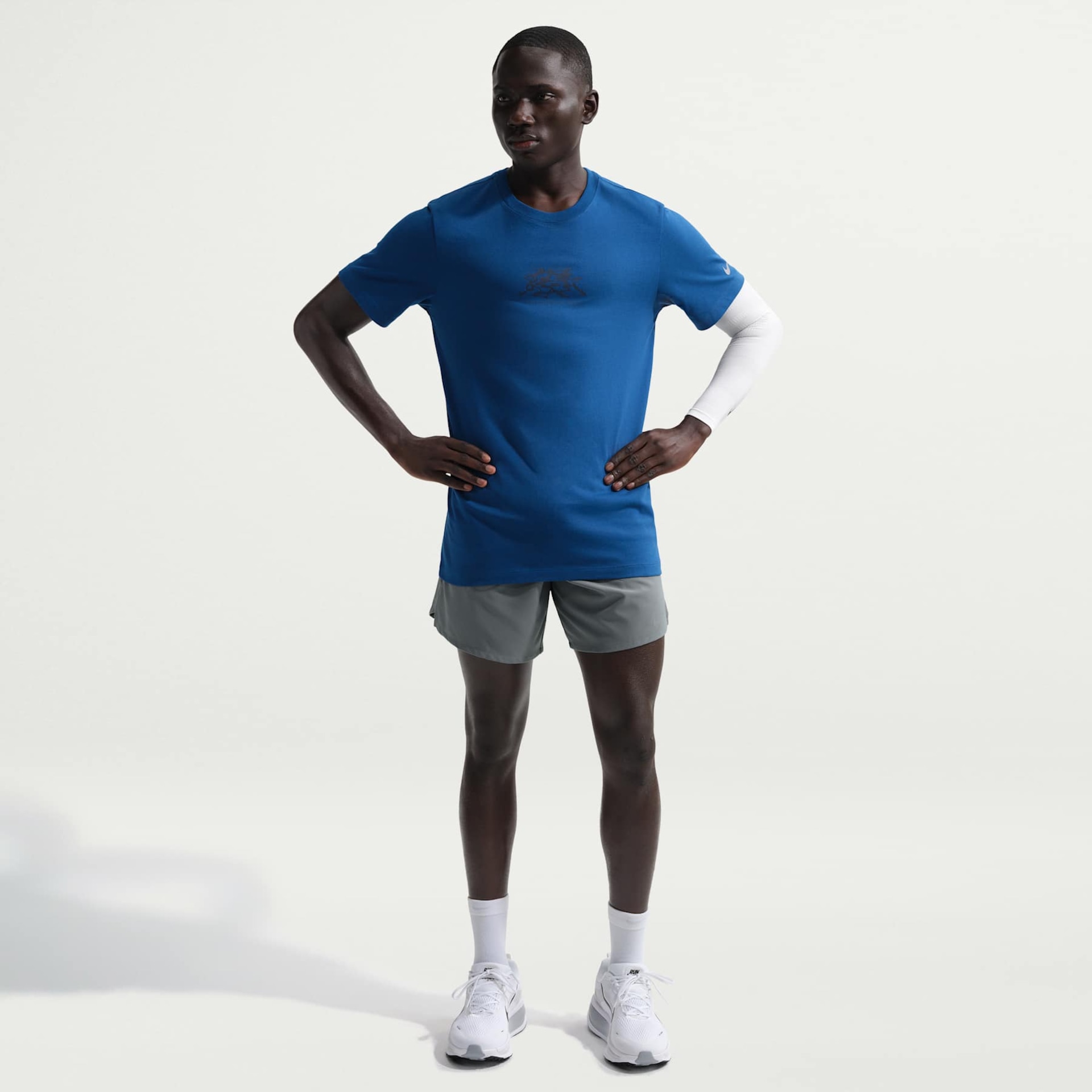 Shorts Dri-FIT Nike Stride 7" Masculino - Foto 1