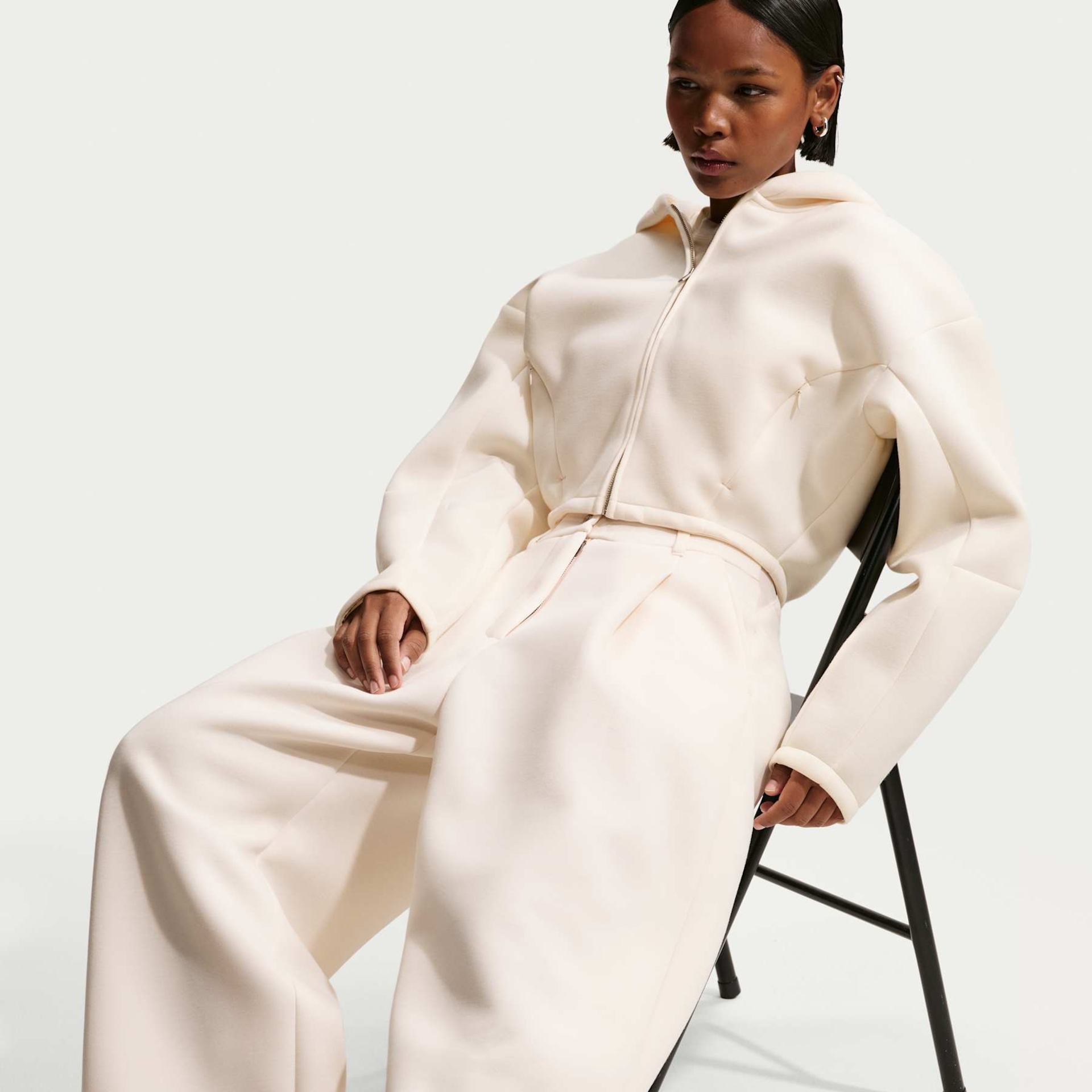 Calça Nike Sportswear Pregame Fleece Feminina - Foto 4