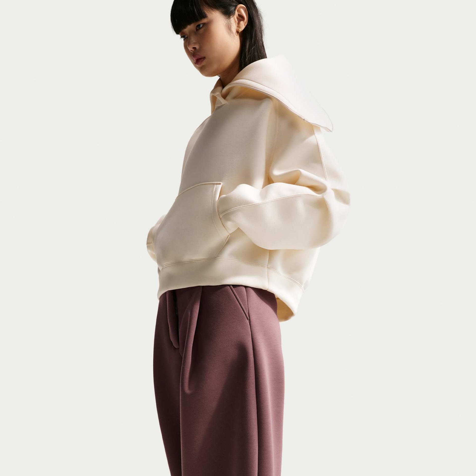 Calça Nike Sportswear Pregame Fleece Feminina - Foto 4