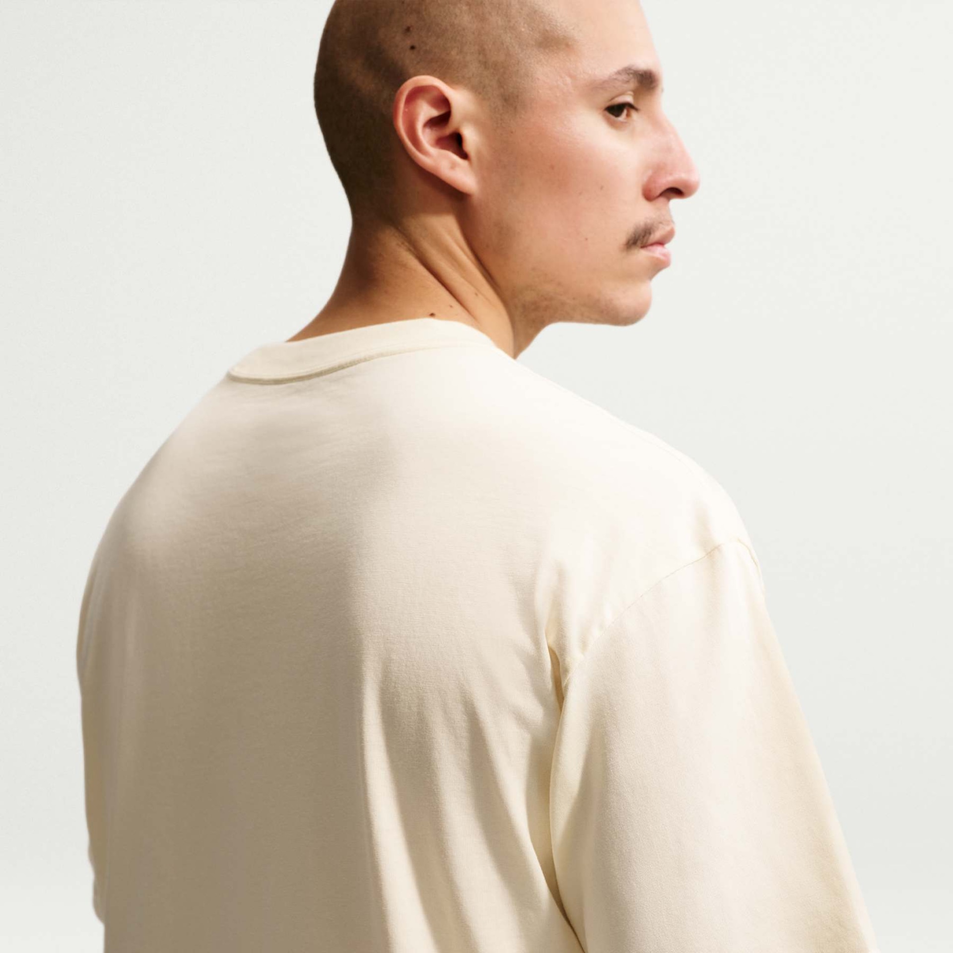 Camiseta Nike Sportswear Essentials Boxy Masculina - Foto 2