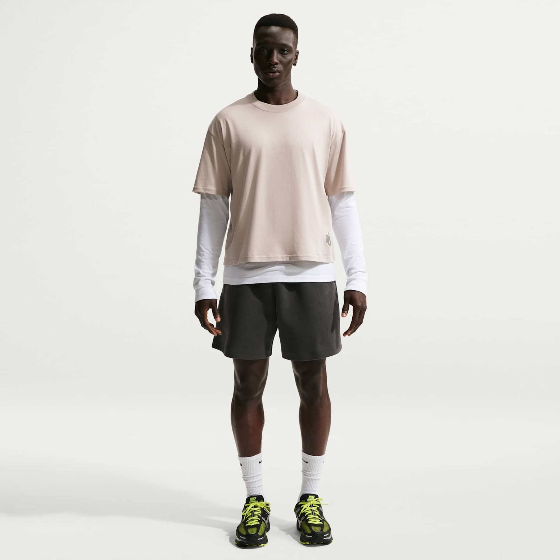 Camiseta Nike Sportswear Essentials Boxy Masculina - Foto 4