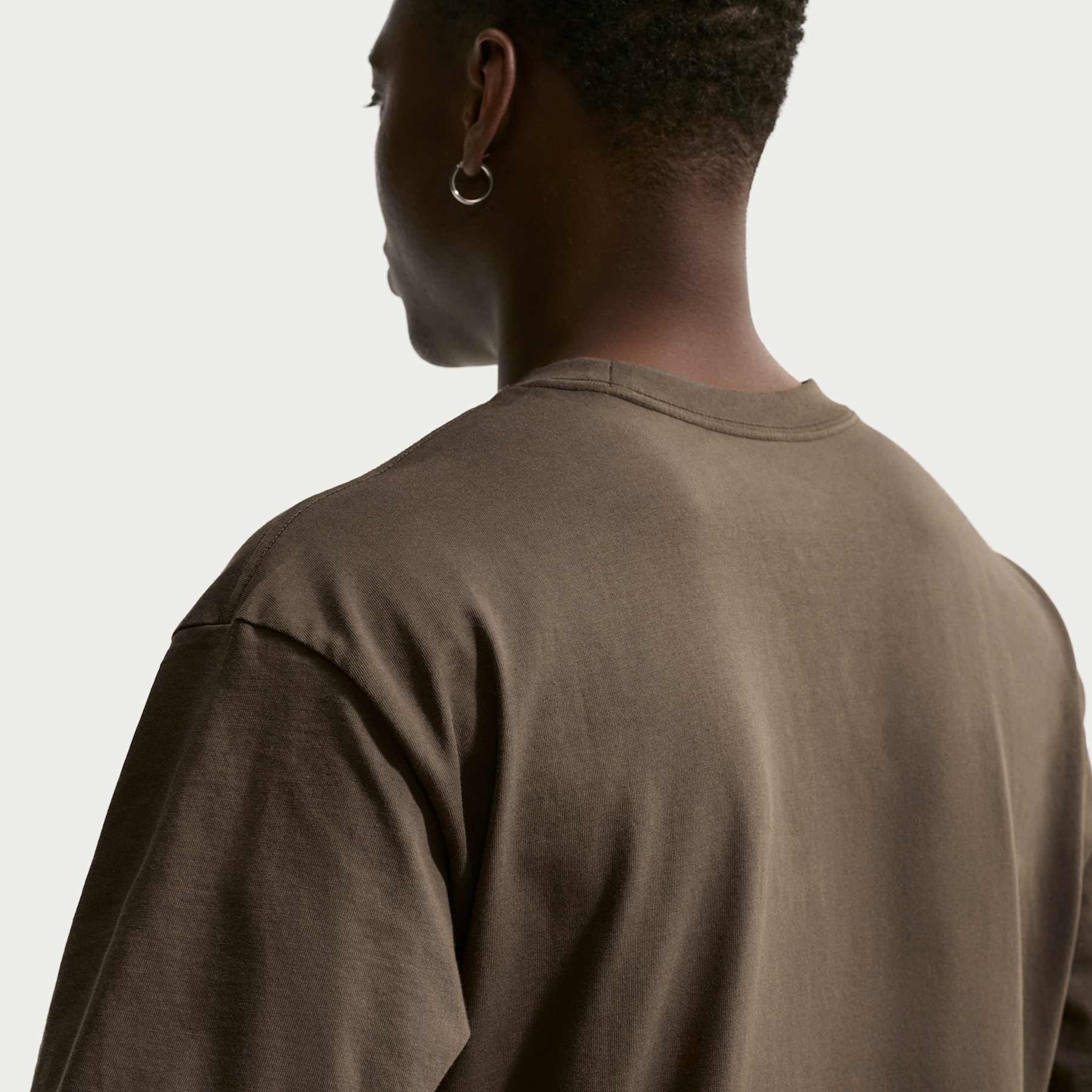 Camiseta Nike Sportswear Essentials Boxy Masculina - Foto 2
