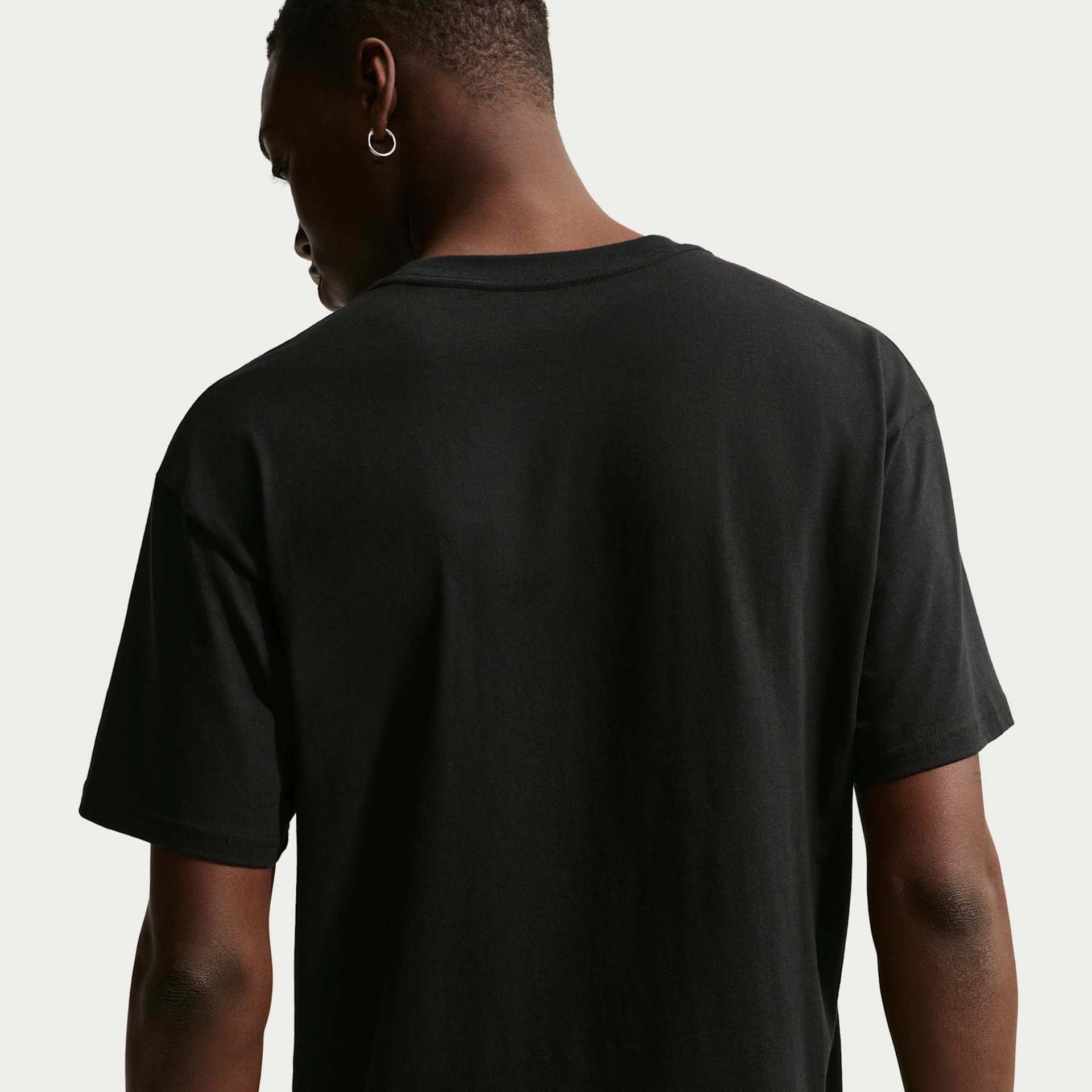Camiseta Nike Sportswear Essentials Boxy Masculina - Foto 2