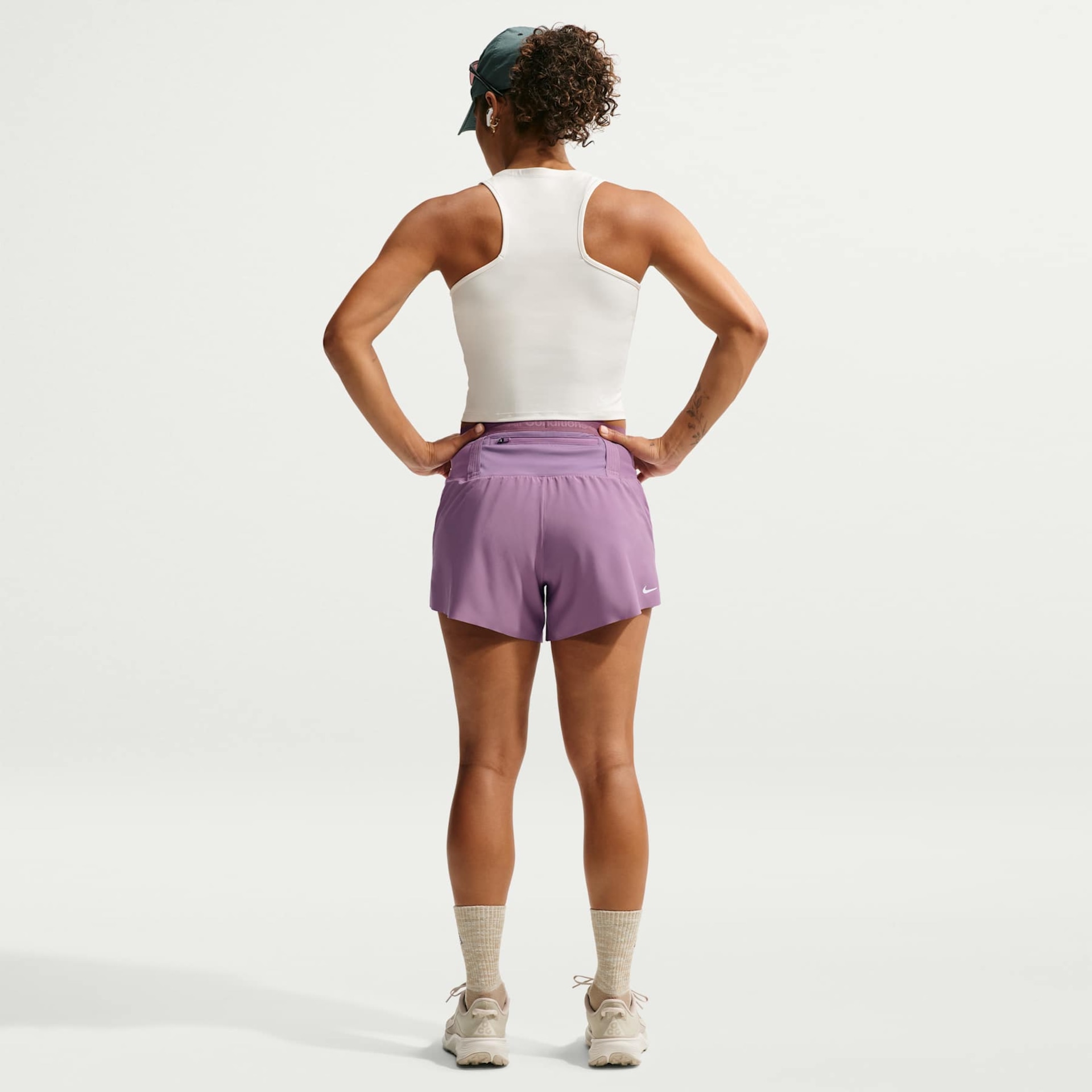 Shorts Dri-FIT Nike ACG Trail Feminino - Foto 5