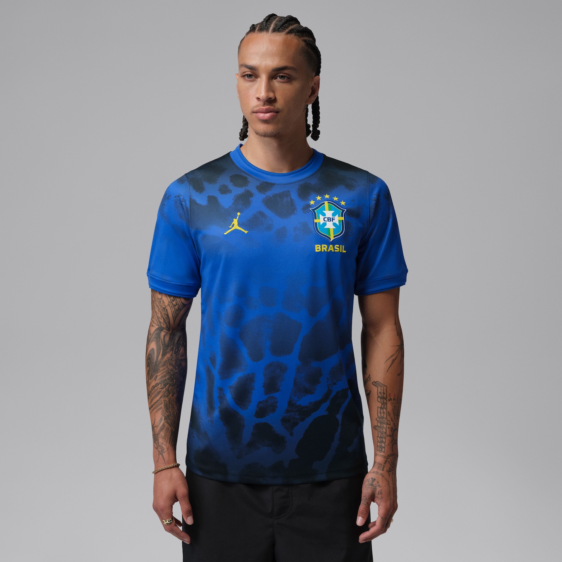 Imagem principal de Camiseta Brasil Jordan Academy Pro Pré-Jogo Masculina