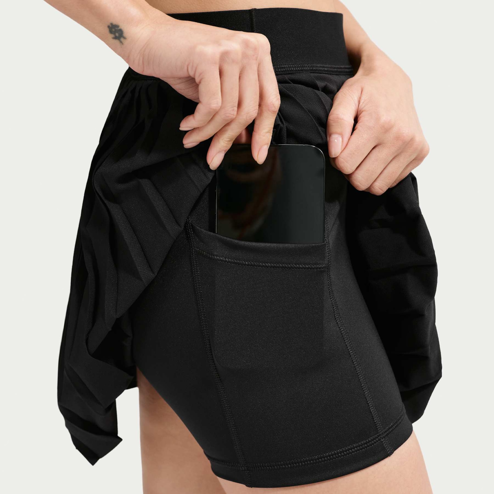Shorts Saia Dri-FIT Nike Court Advantage Feminino - Foto 7