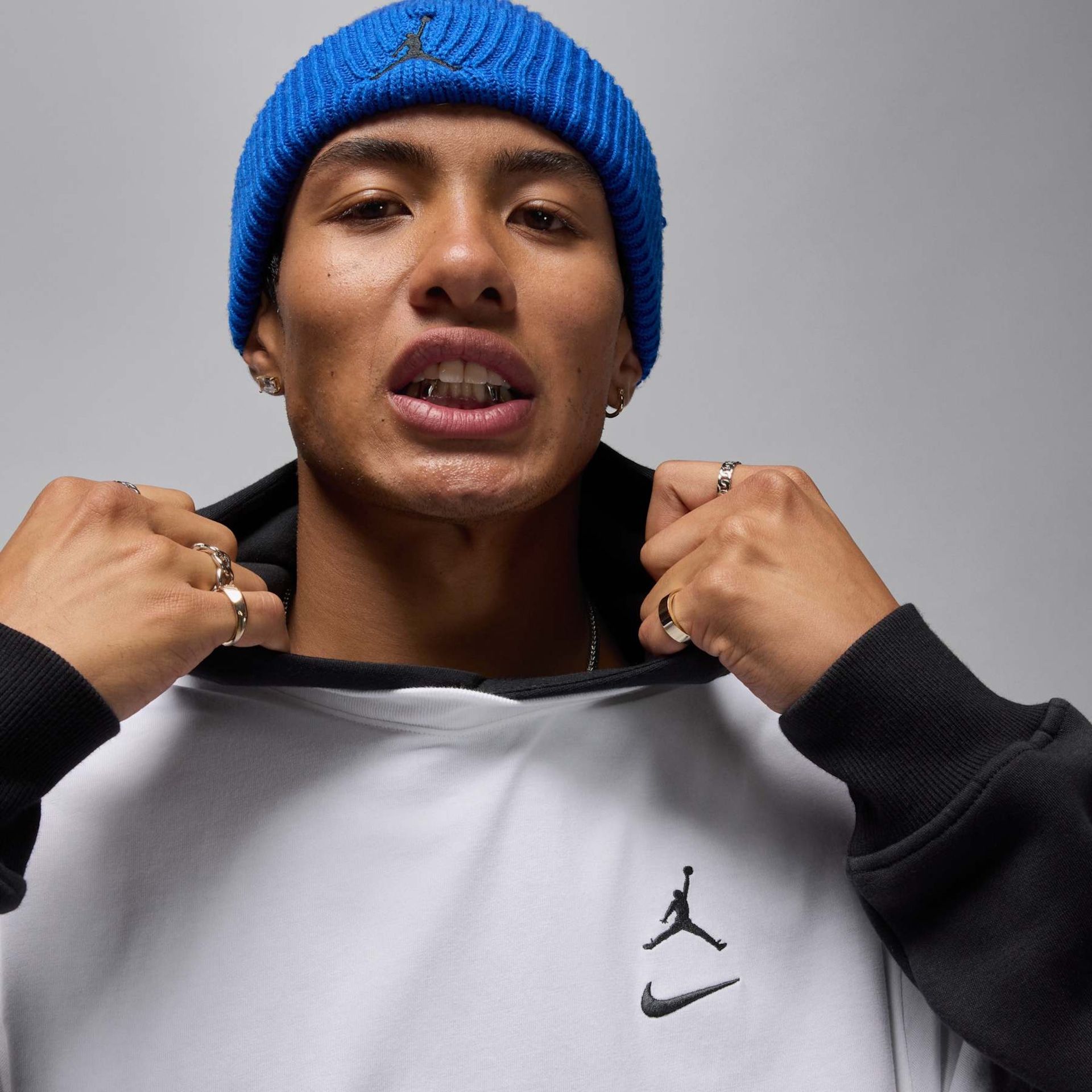 Camiseta Jordan Brooklyn Varsity Masculina - Foto 3