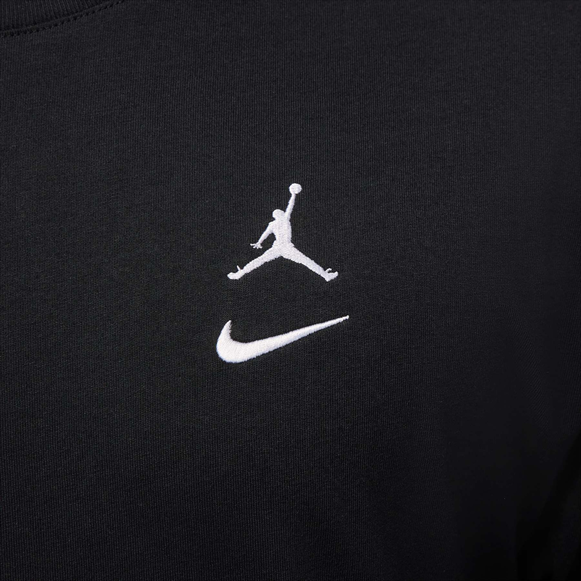 Camiseta Jordan Brooklyn Varsity Masculina - Foto 4