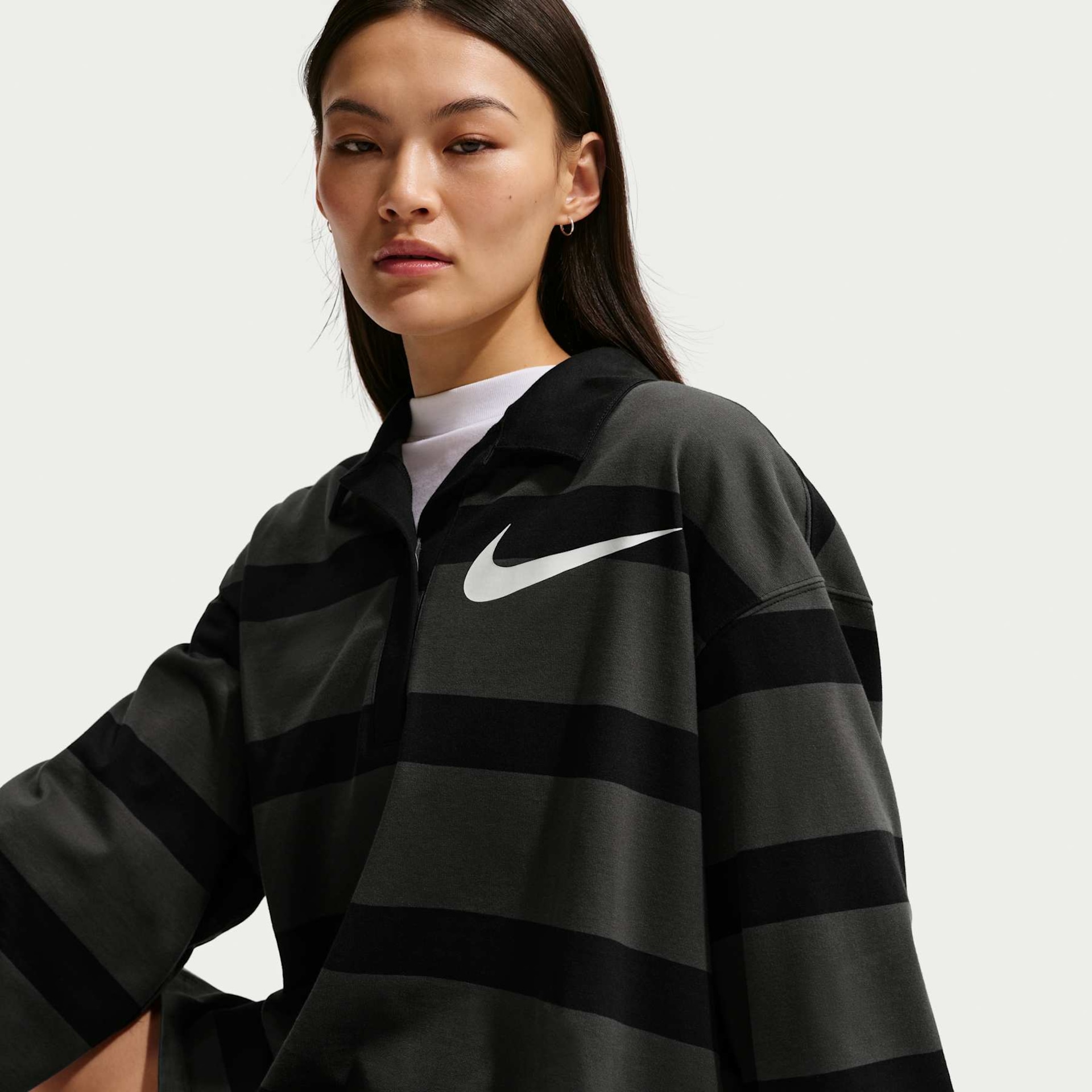 Camisa Nike Sportswear Manga Longa Feminina - Foto 3