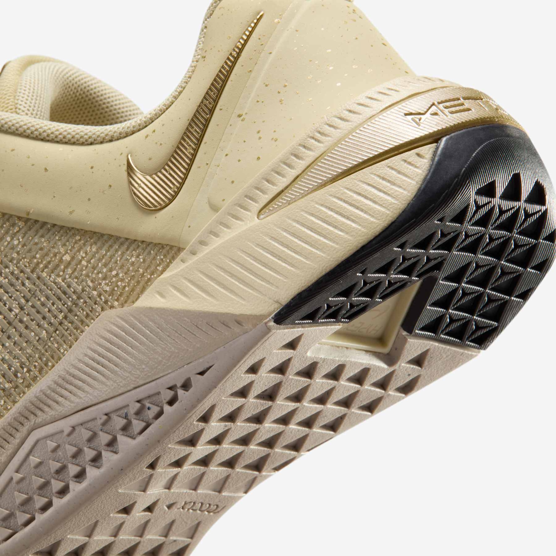 Tênis Nike Metcon 10 SE Feminino - Foto 8