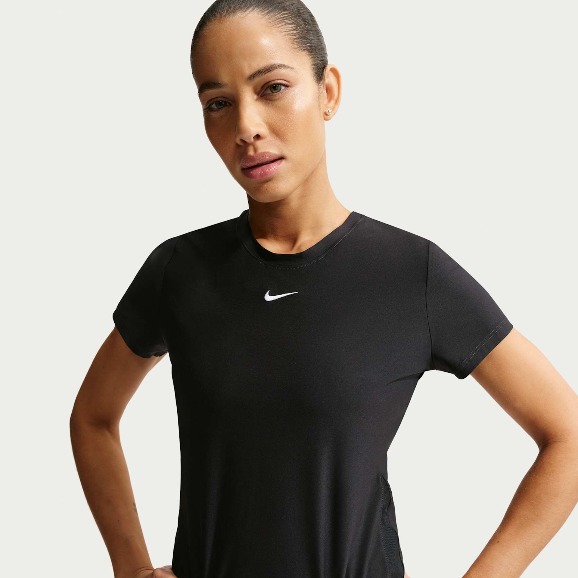 Camiseta Dri-FIT Nike Victory Feminina - Foto 1