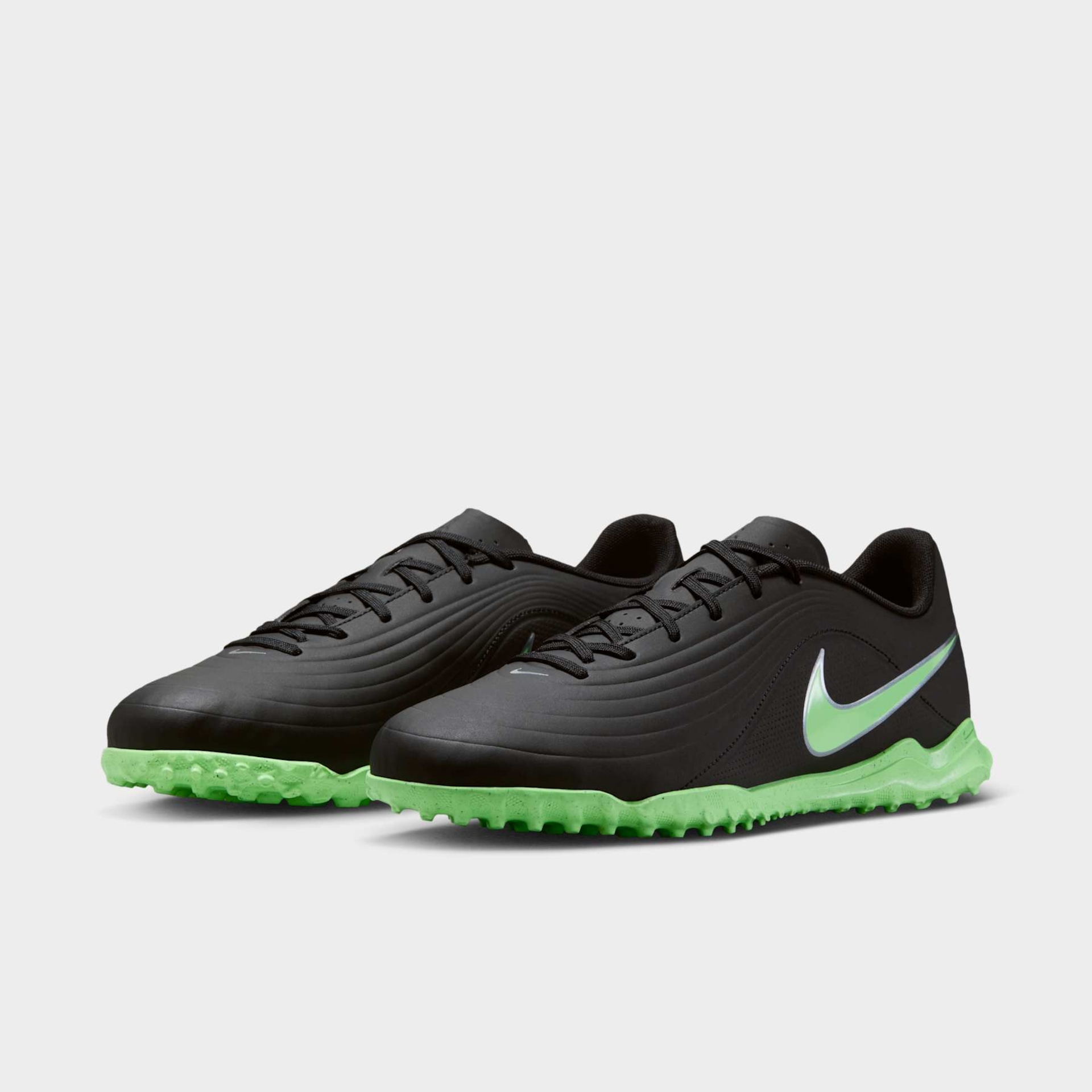 Chuteira Society Nike Tiempo Maestro Club Low - Foto 5