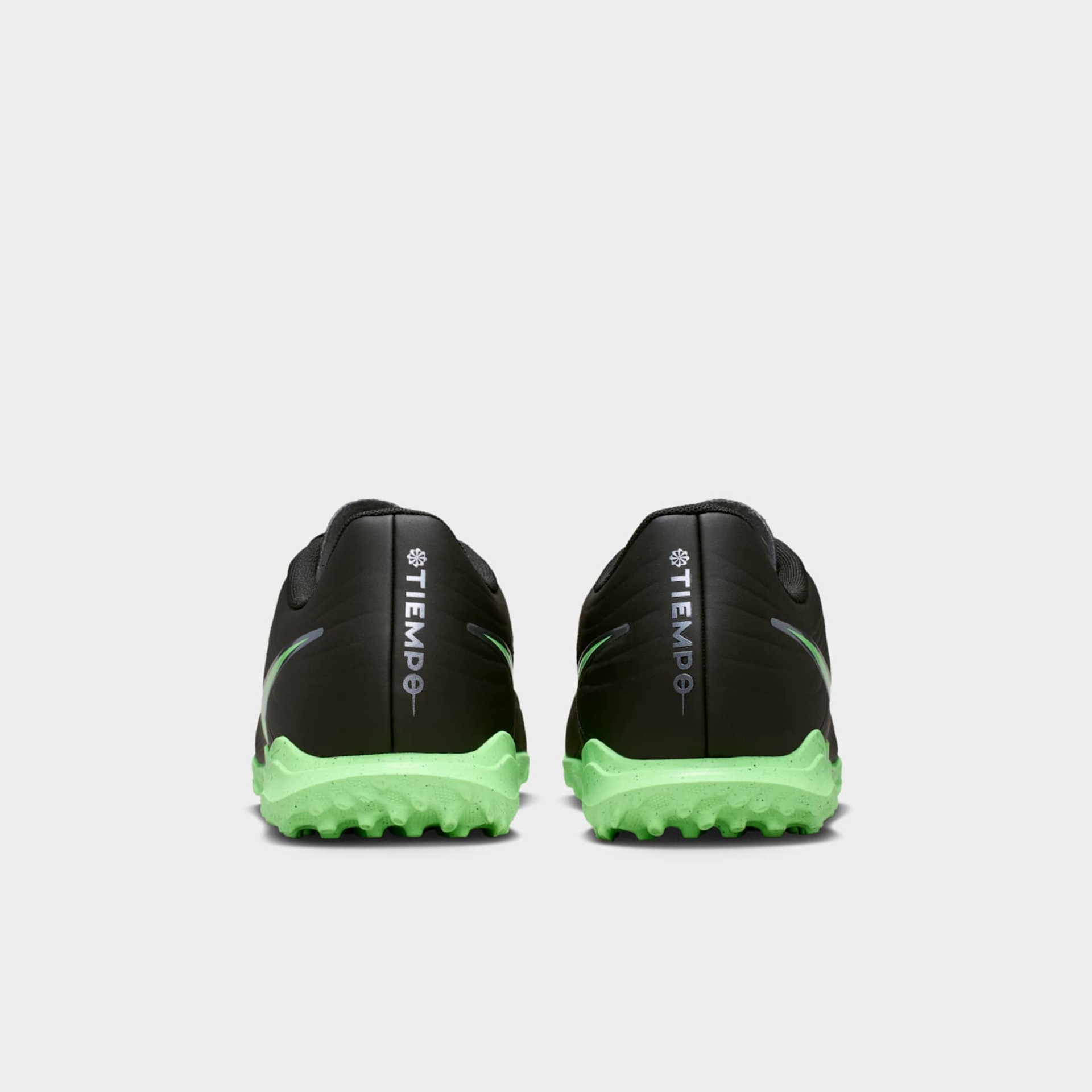 Chuteira Society Nike Tiempo Maestro Club Low - Foto 6