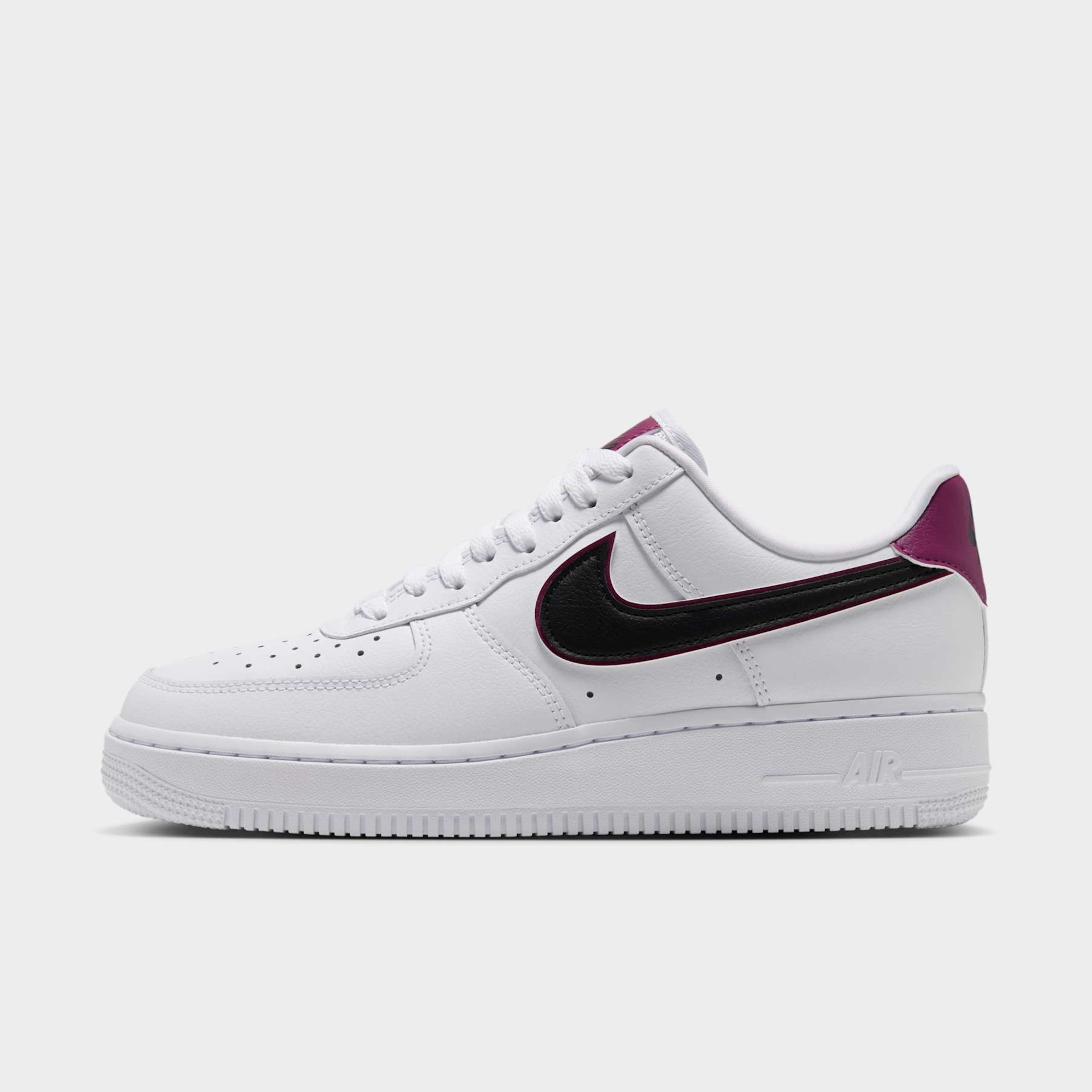 Tênis Nike Air Force 1 '07 Essential Feminino - Foto 1