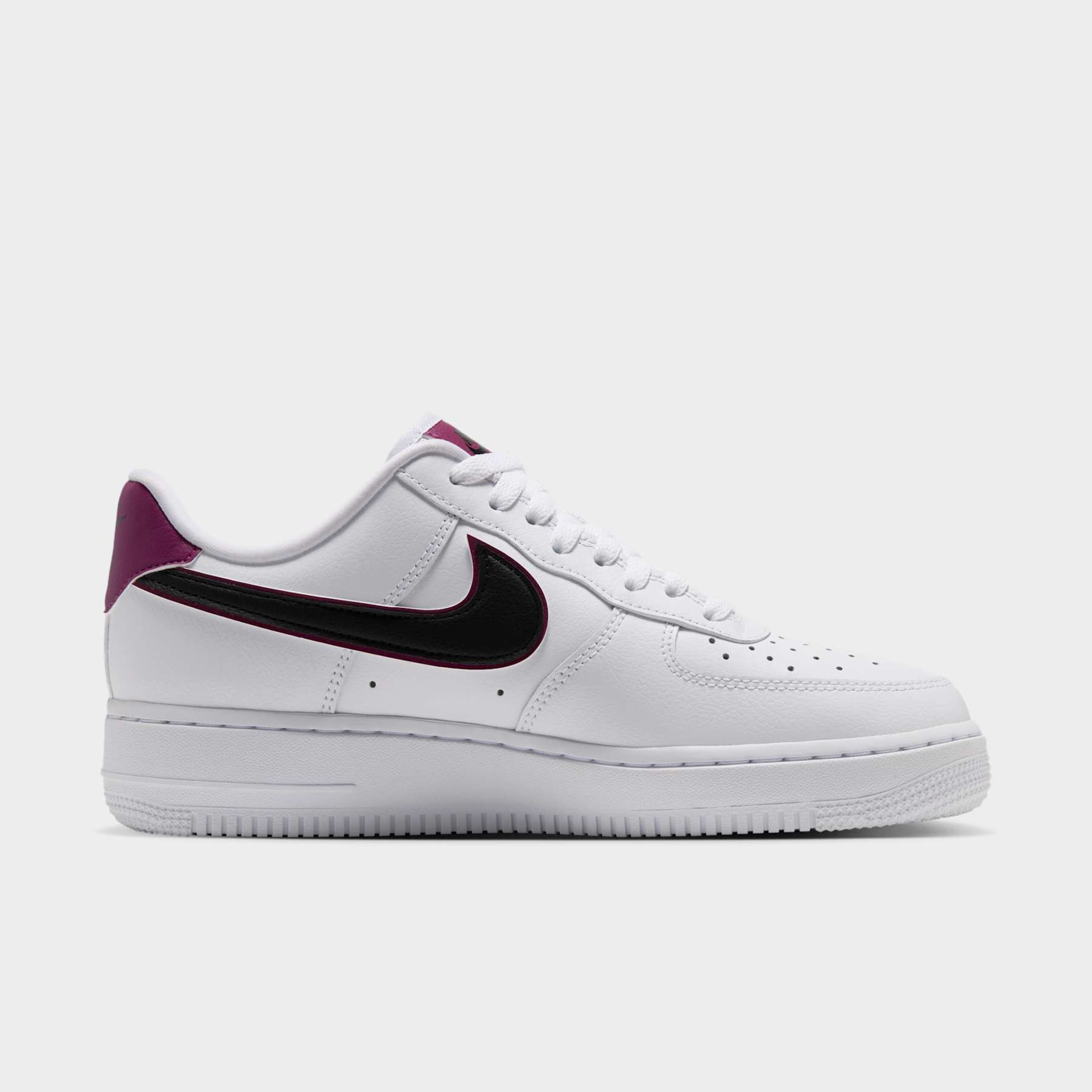 Tênis Nike Air Force 1 '07 Essential Feminino - Foto 3