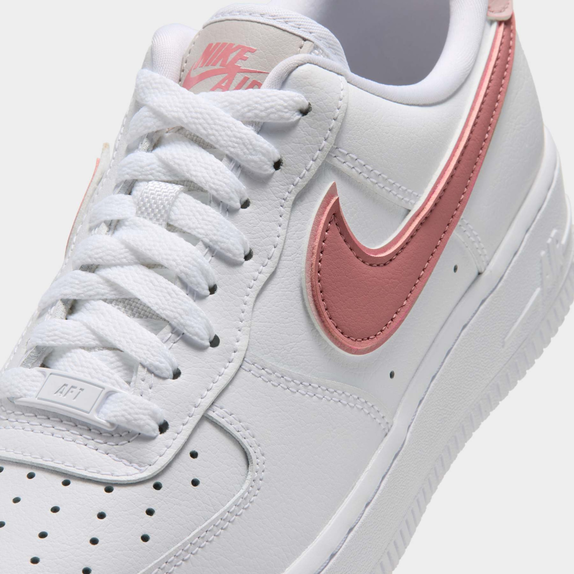 Tênis Nike Air Force 1 '07 Essential Feminino - Foto 7