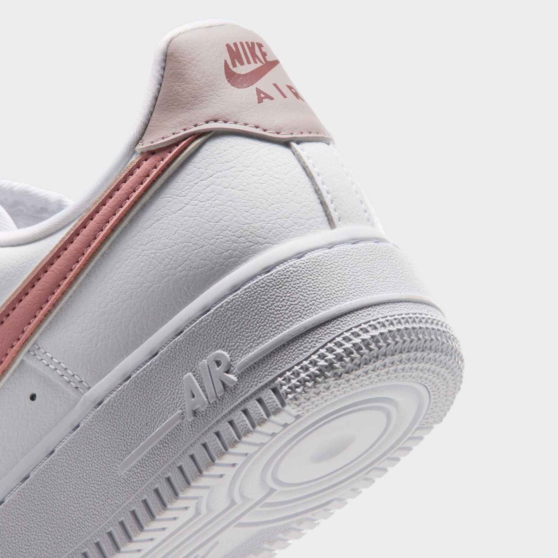 Tênis Nike Air Force 1 '07 Essential Feminino - Foto 8