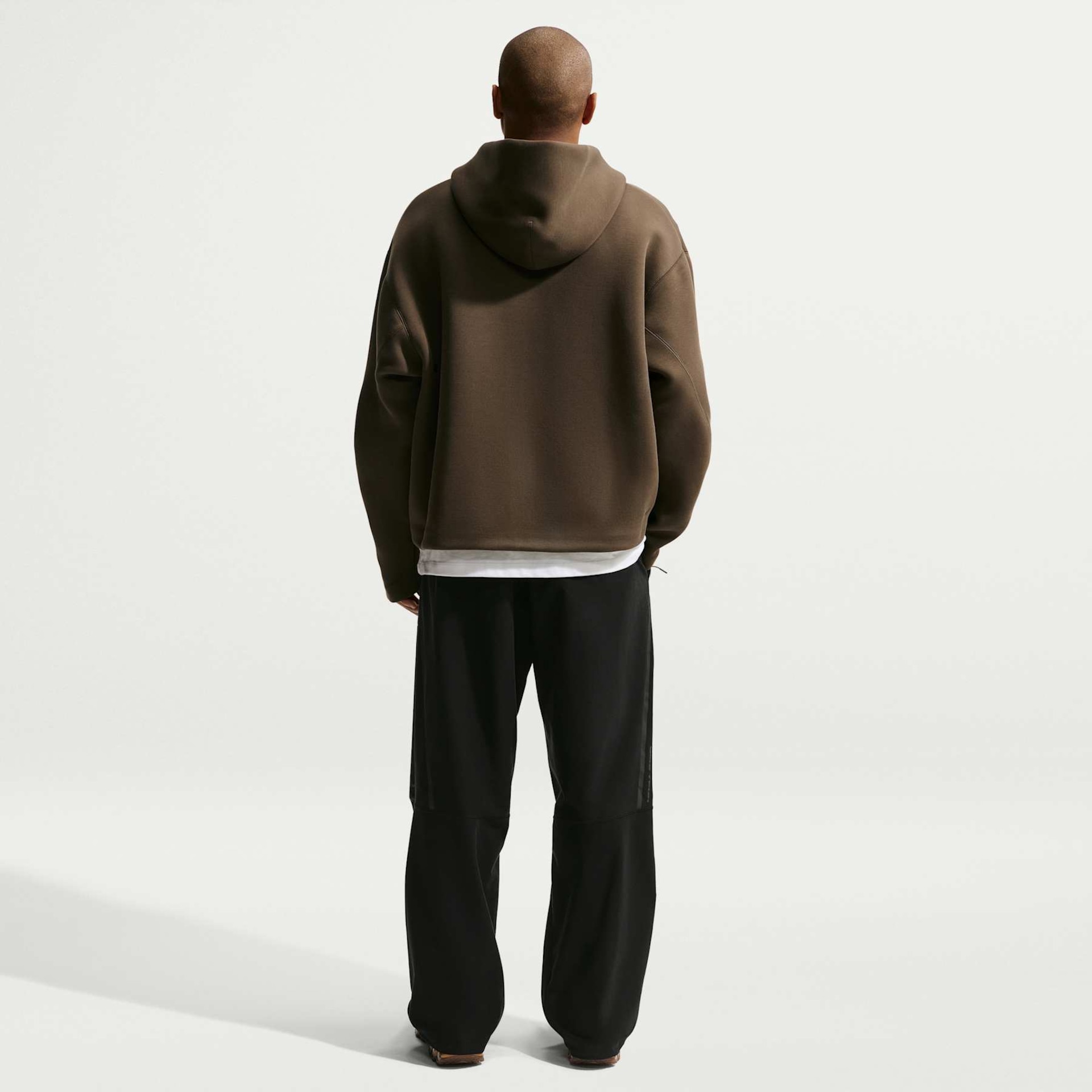 Calça Nike Tech Knit Oversized Masculina - Foto 5