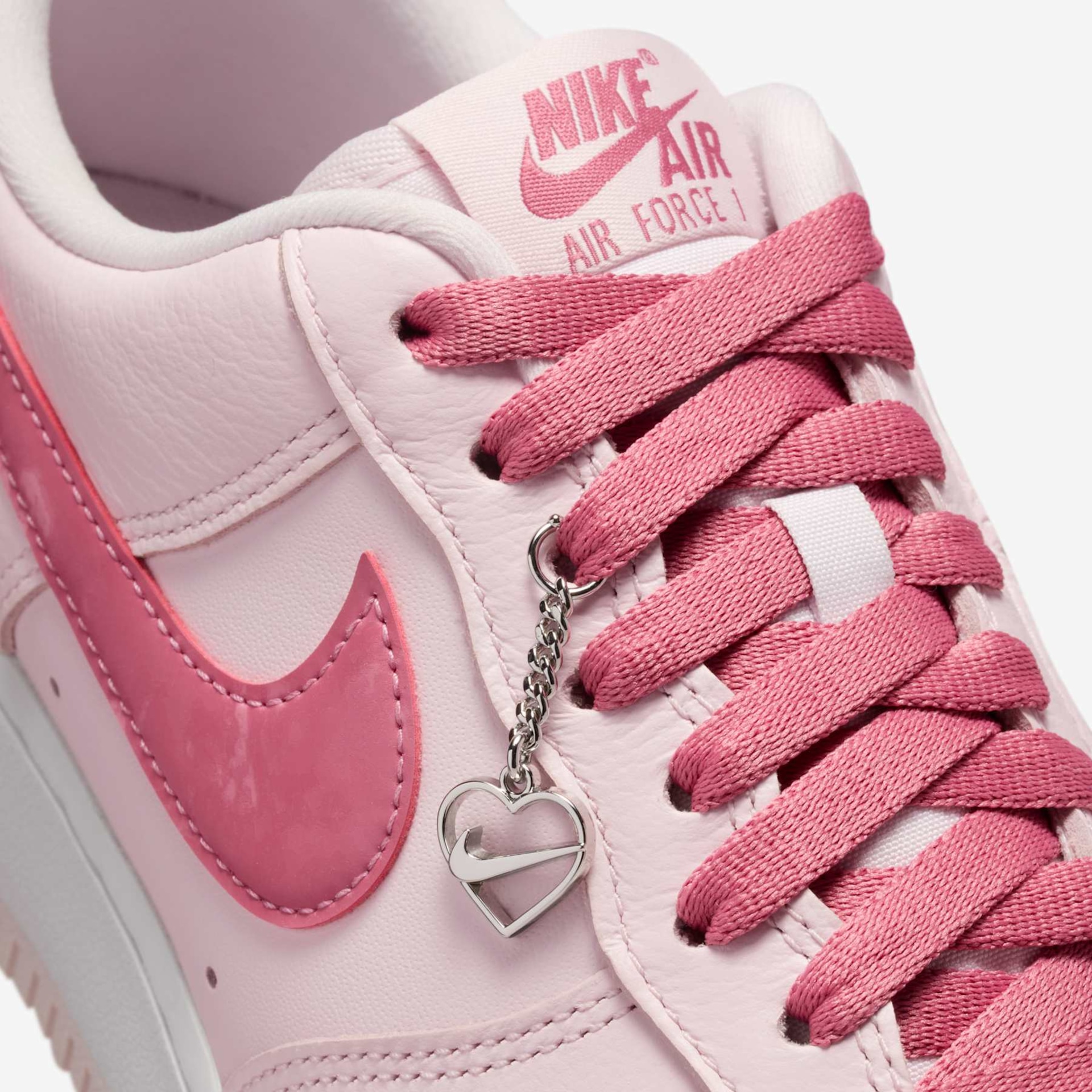 Tênis Nike Air Force 1 '07 Feminino - Foto 9