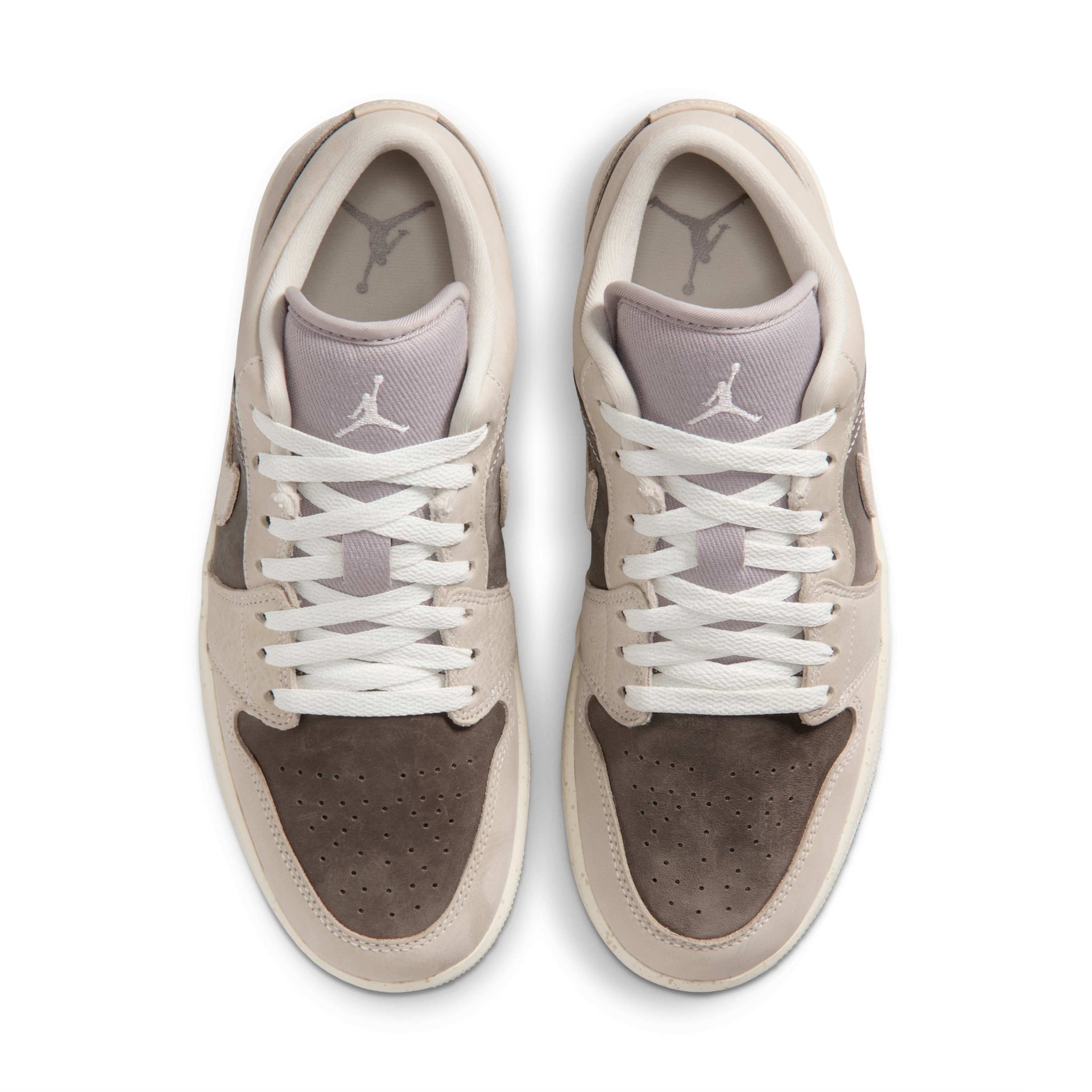 Tênis Air Jordan 1 Low SE Feminino - Foto 4