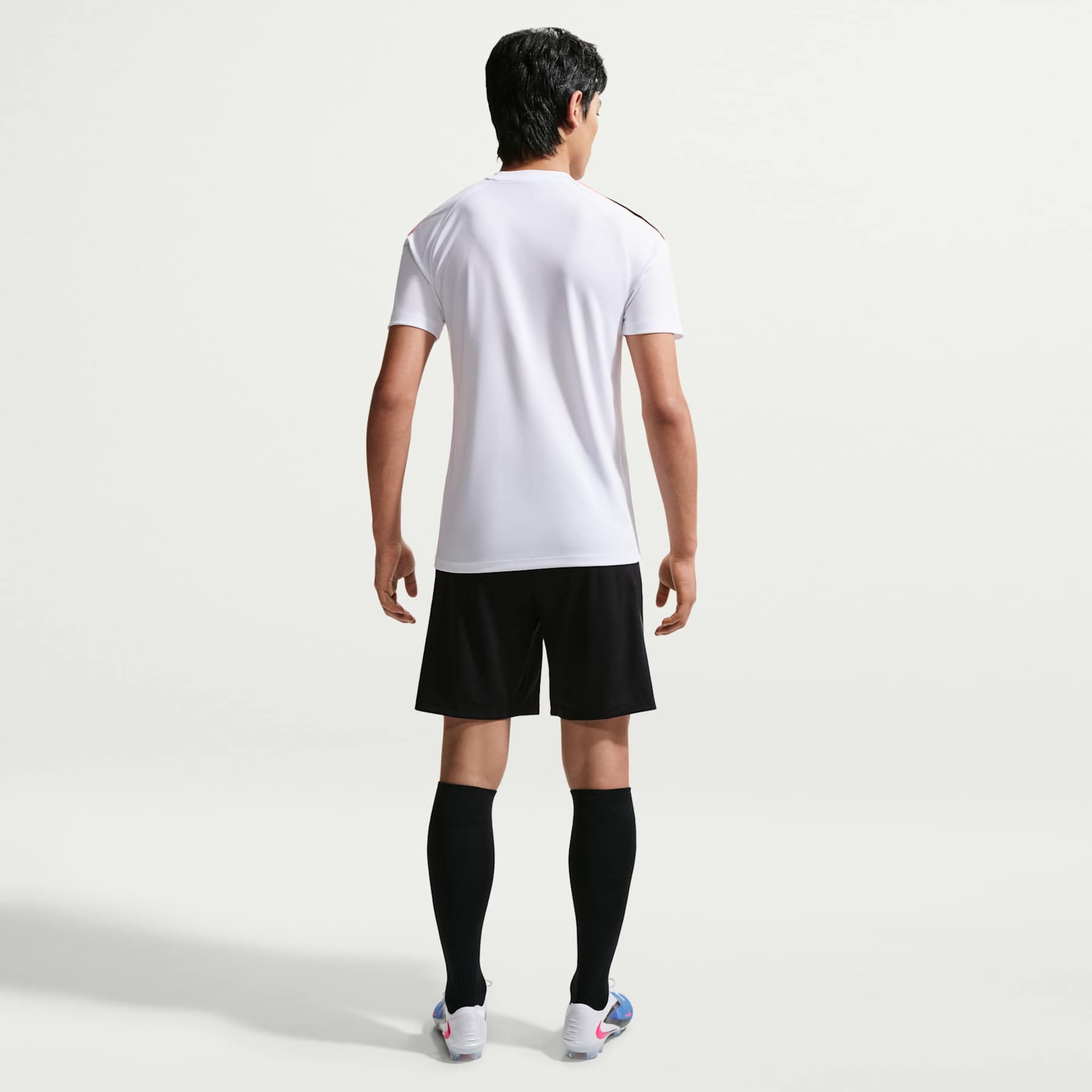 Camiseta Dri-FIT Nike Strike Masculina - Foto 5