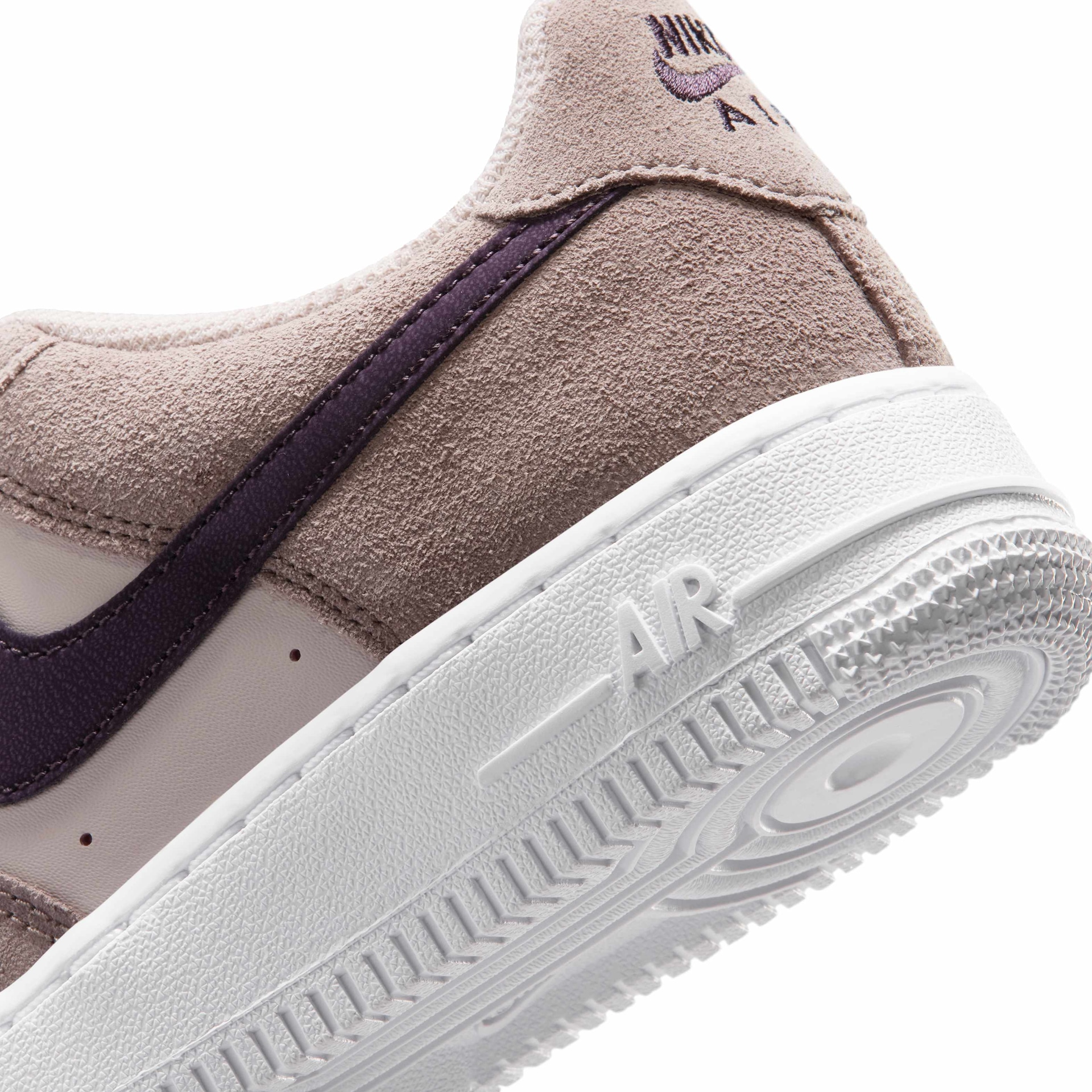 Tênis Nike Air Force 1 Essential Infantil - Foto 8