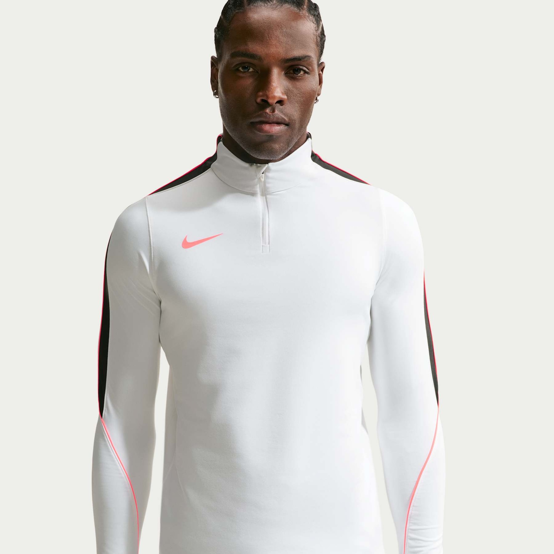 Imagem principal de Camiseta Dri-FIT Nike Manga Longa Strike Masculina
