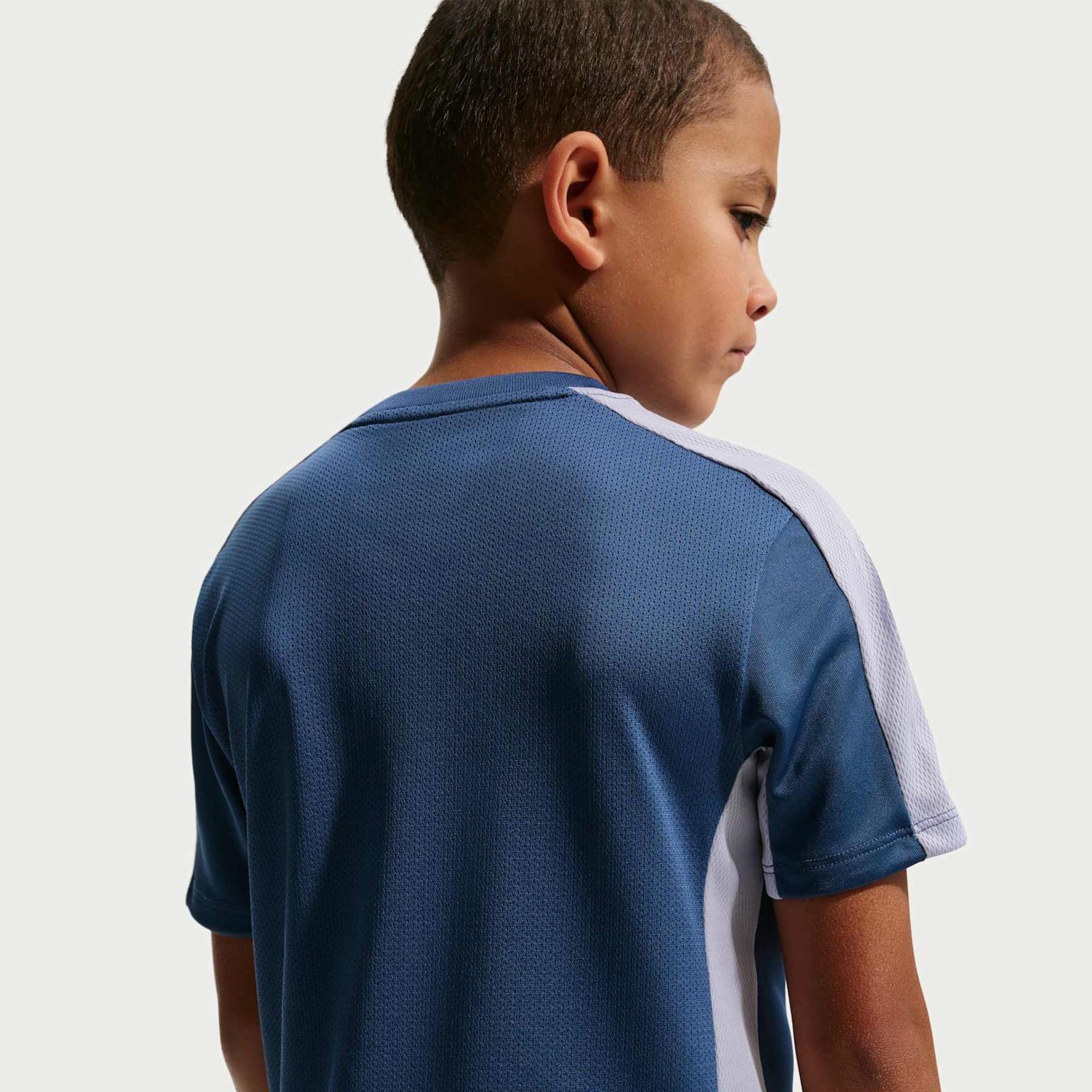 Camiseta Dri-FIT Nike Trophy 23 Infantil - Foto 2