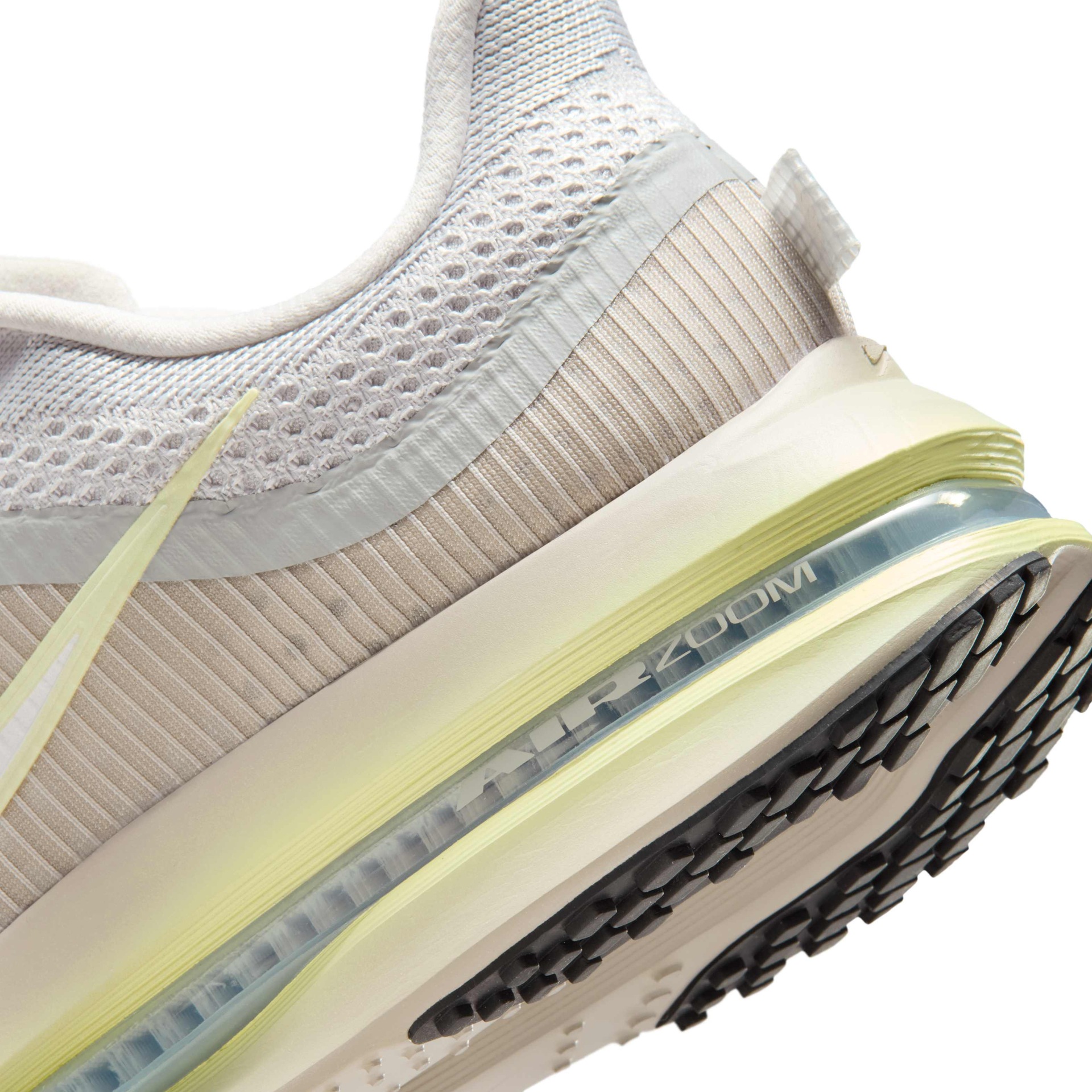 Tênis Nike Pegasus Premium Feminino - Foto 8