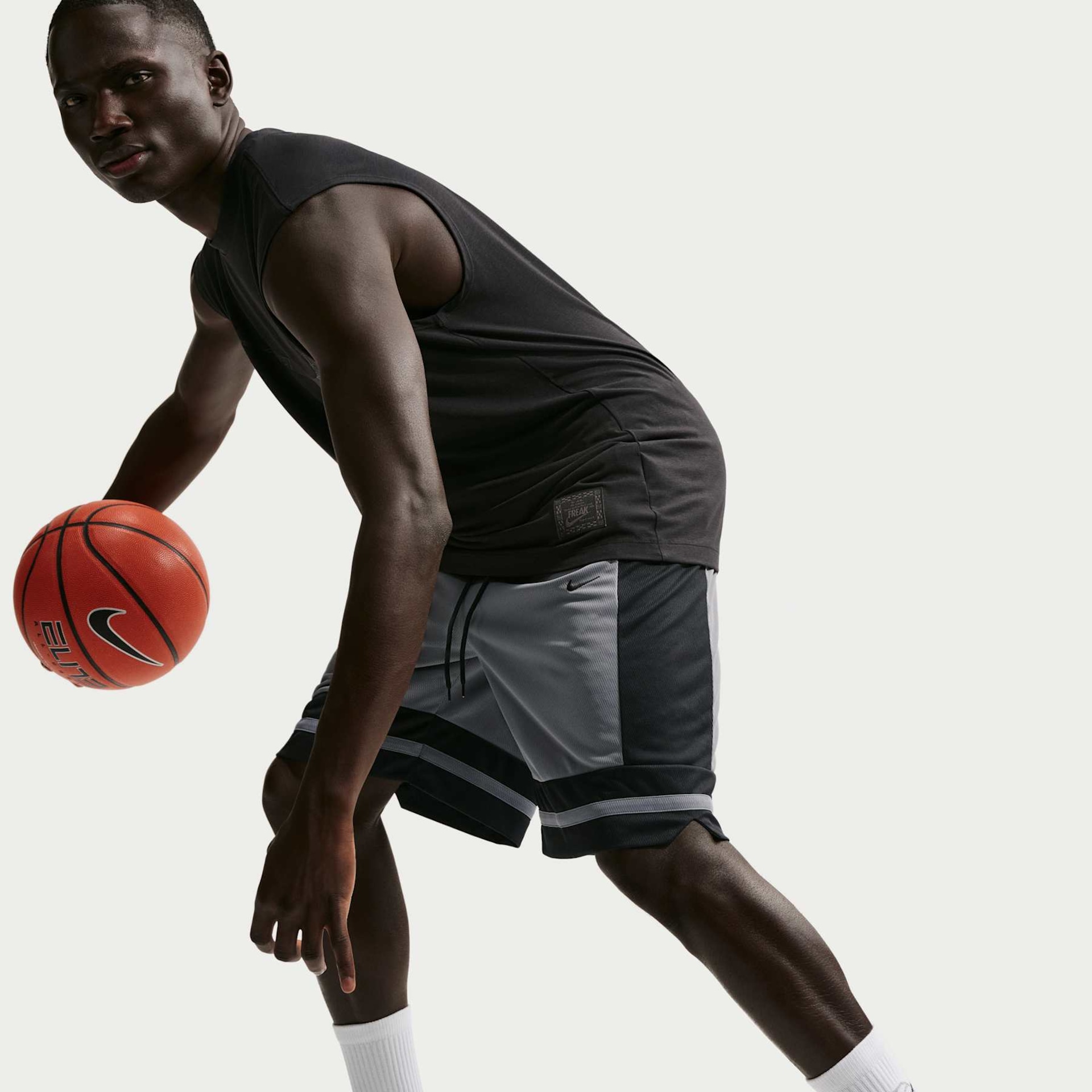 Shorts Dri-FIT Nike Classic 10" Masculino - Foto 4