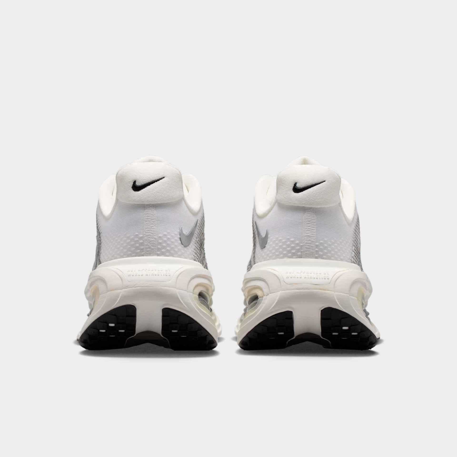 Tênis Nike Vomero Premium Feminino - Foto 6