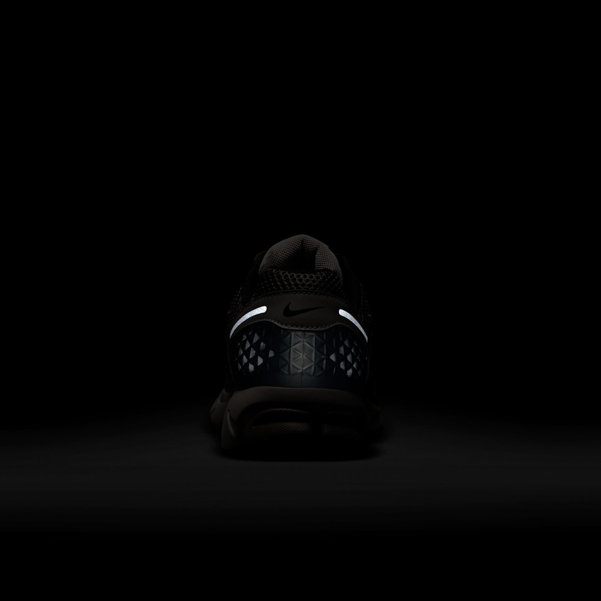 Nike Zoom Vomero 5 - Foto 10