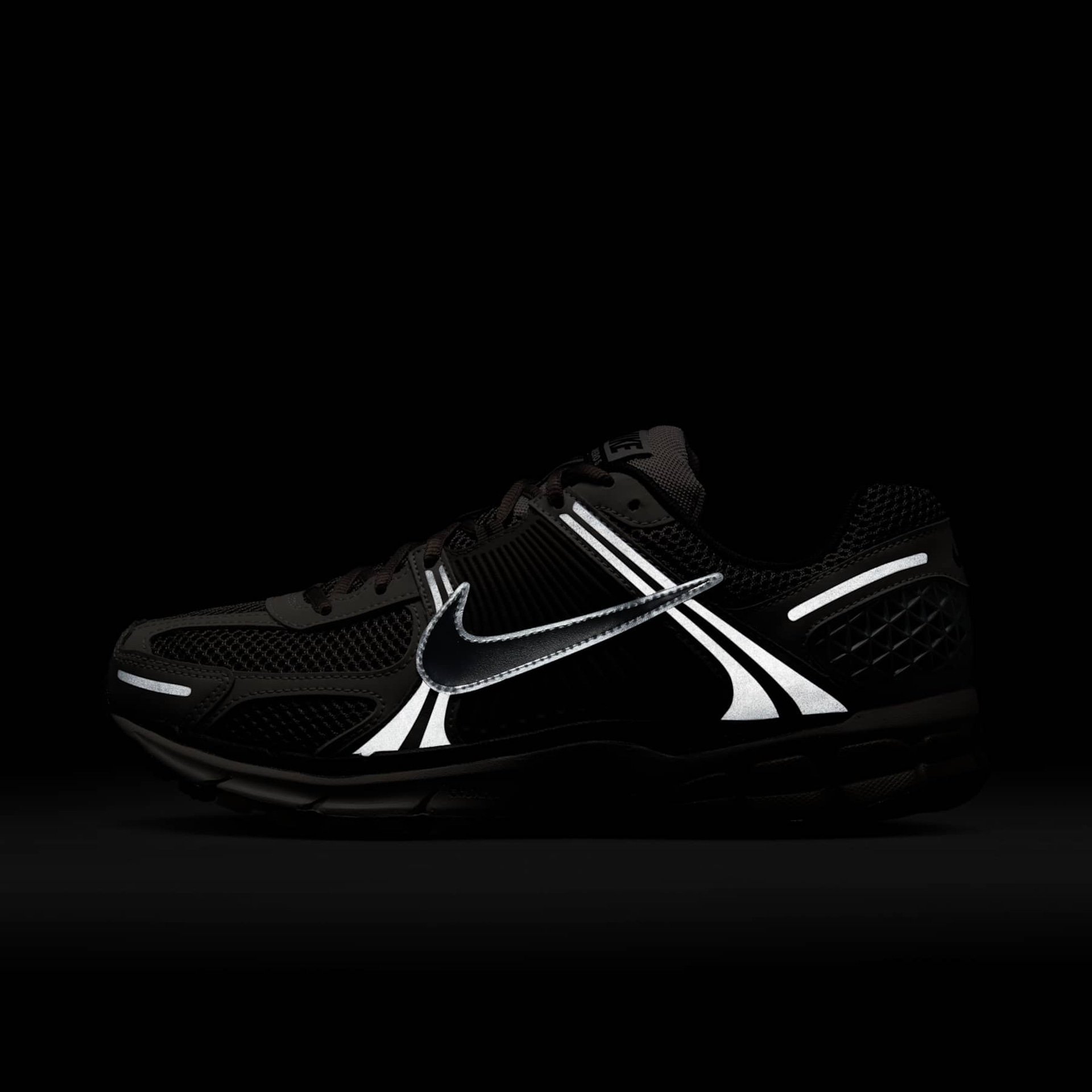 Nike Zoom Vomero 5 - Foto 11