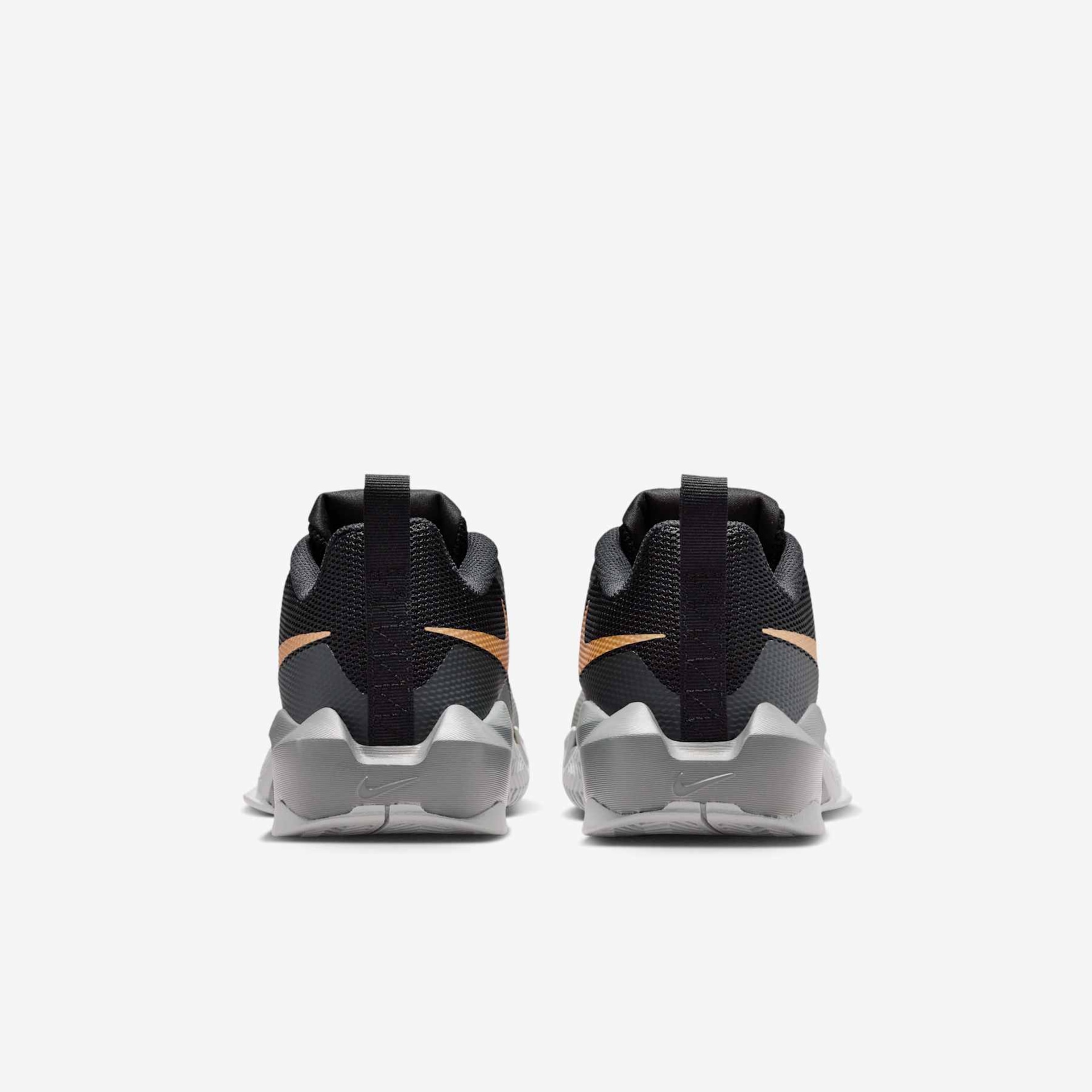 Tênis Nike S.T Dynamite Infantil - Foto 6