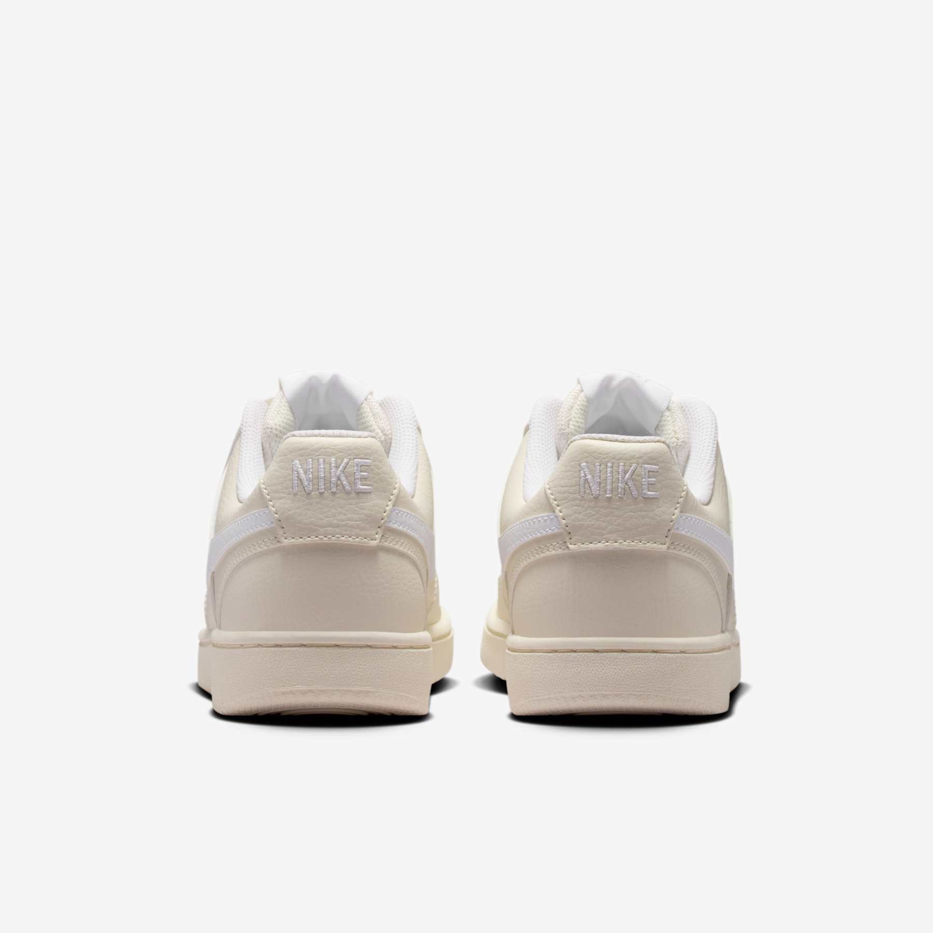Tênis Nike Court Vision Low Feminino - Foto 6