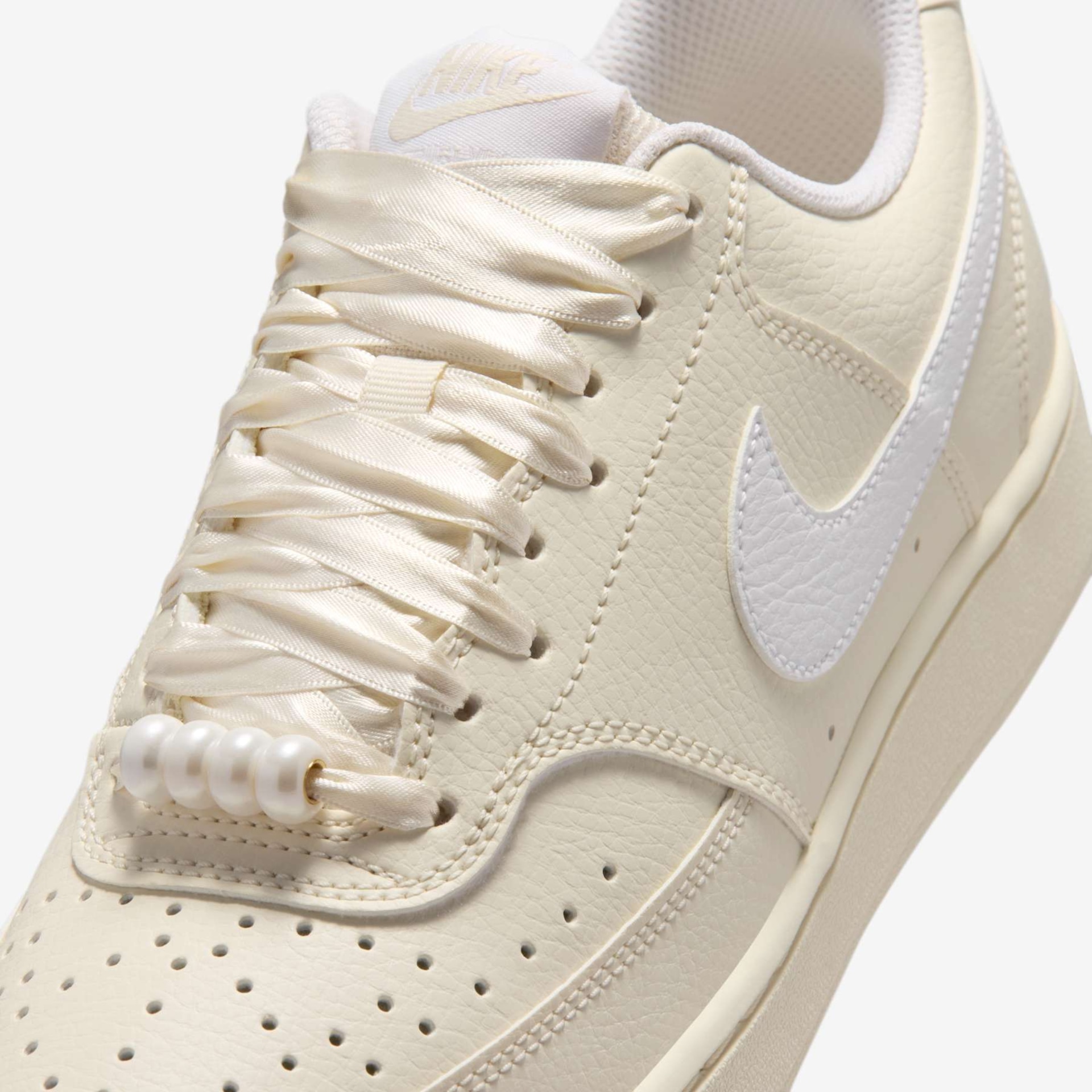 Tênis Nike Court Vision Low Feminino - Foto 7