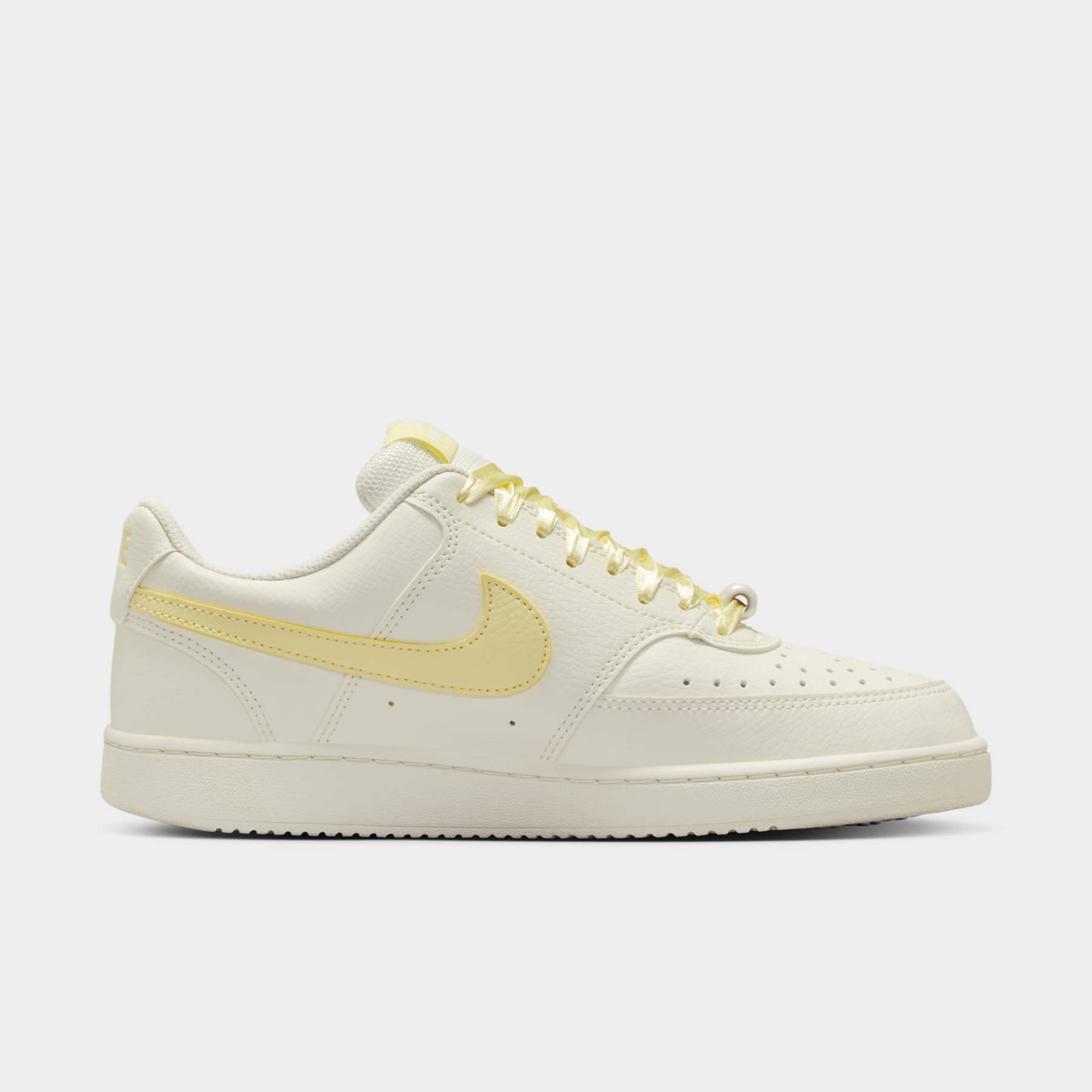 Tênis Nike Court Vision Low Feminino - Foto 3