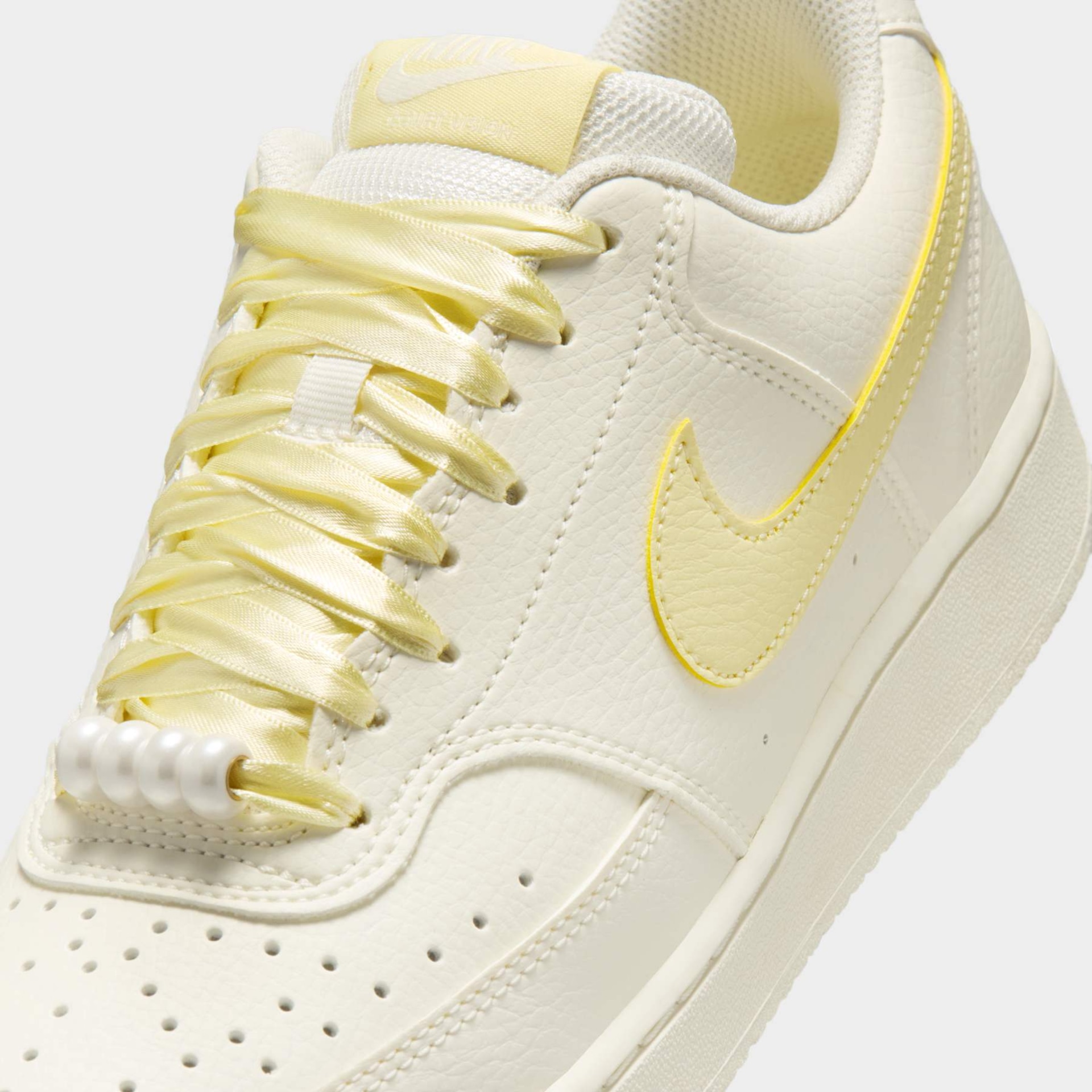 Tênis Nike Court Vision Low Feminino - Foto 7