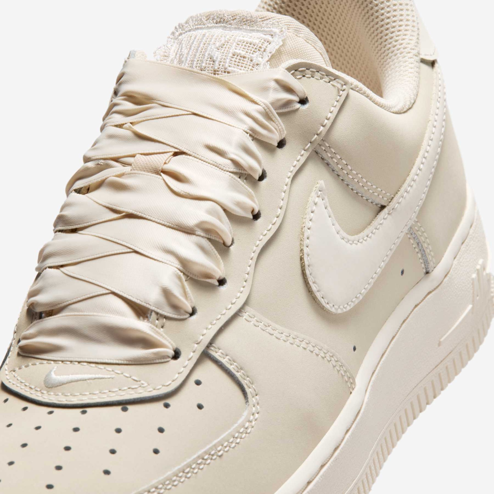 Tênis Nike Air Force 1 Retro Premium Feminino - Foto 7
