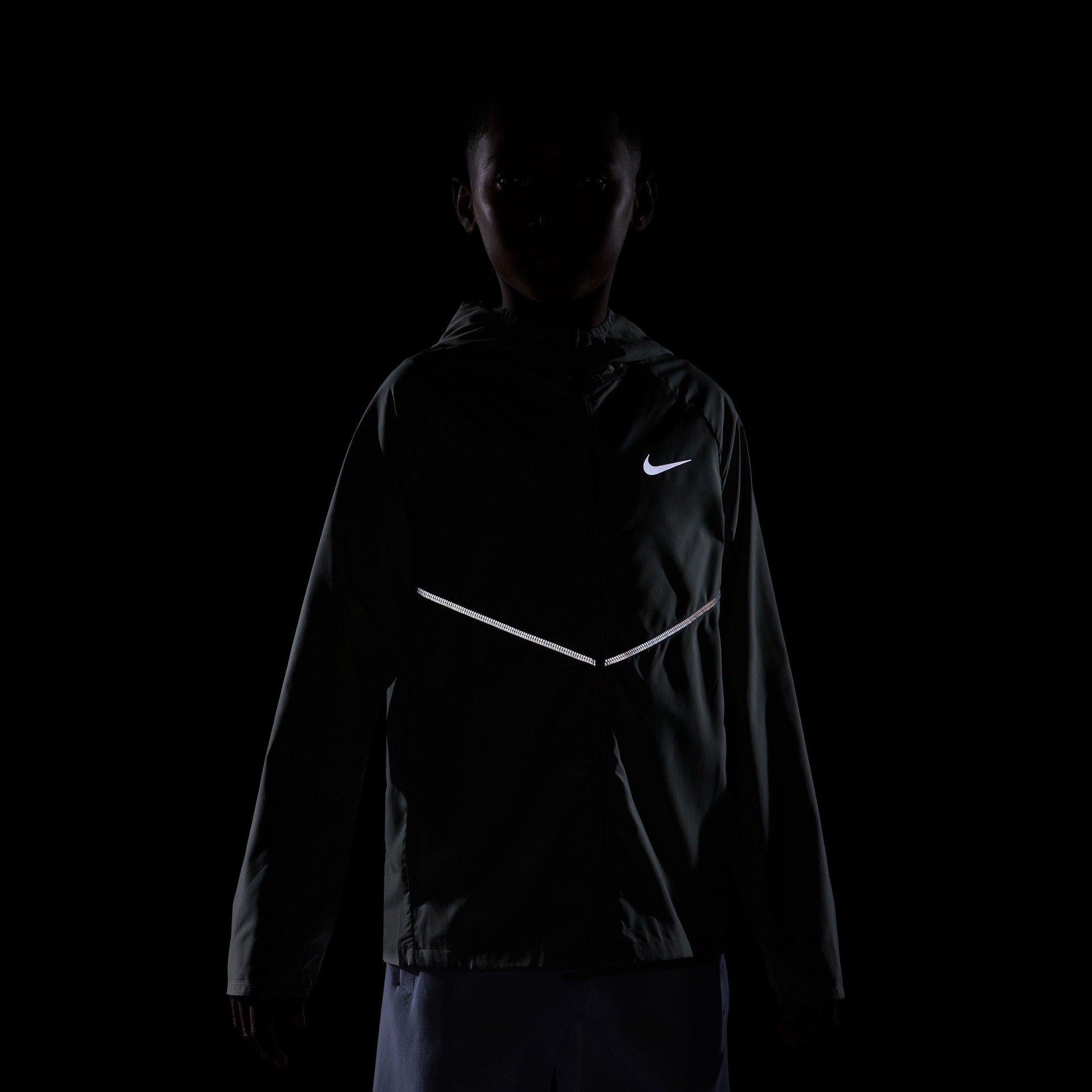 Jaqueta Nike Repel Miler Infantil - Foto 4