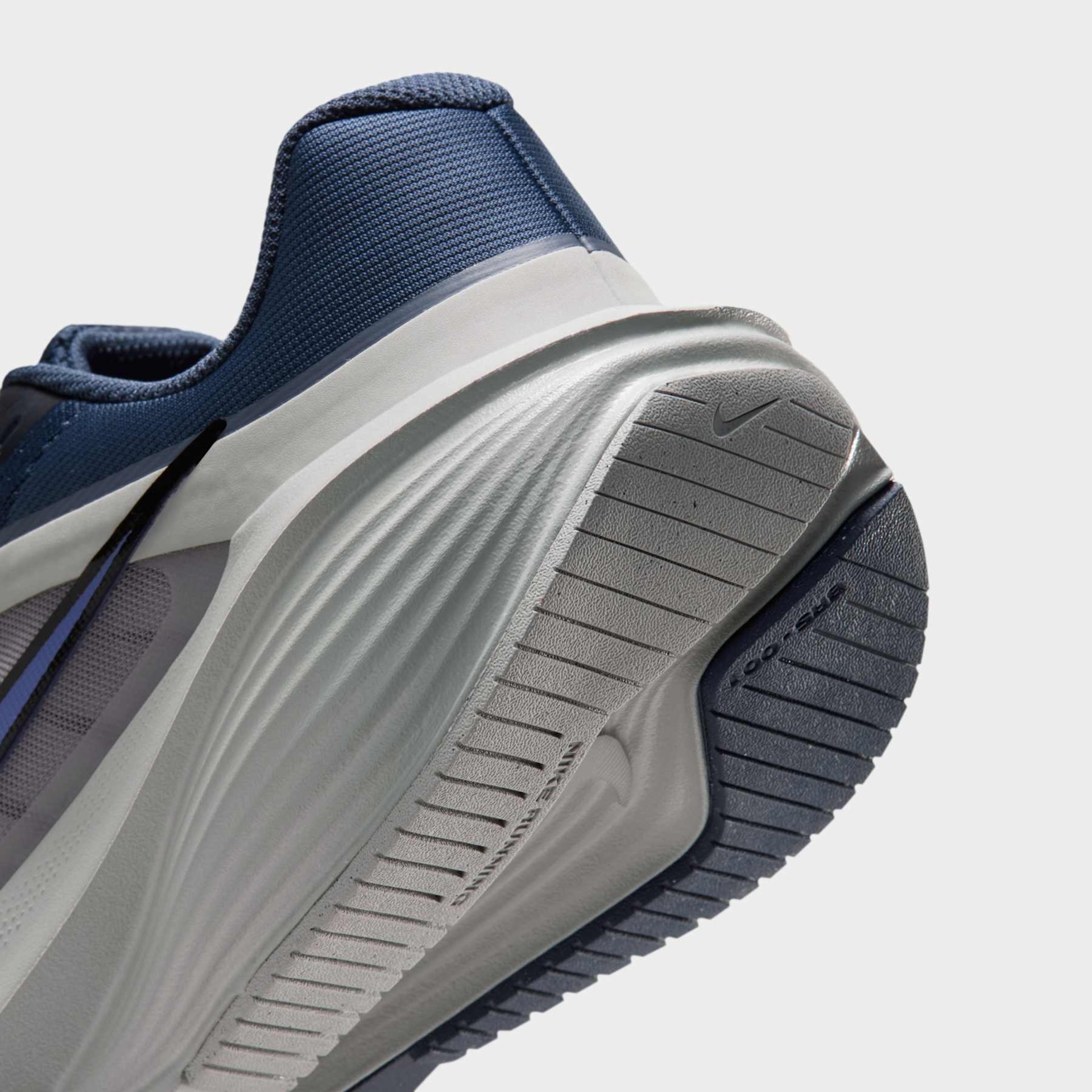 Tênis Nike Downshifter 14 Masculino - Foto 8