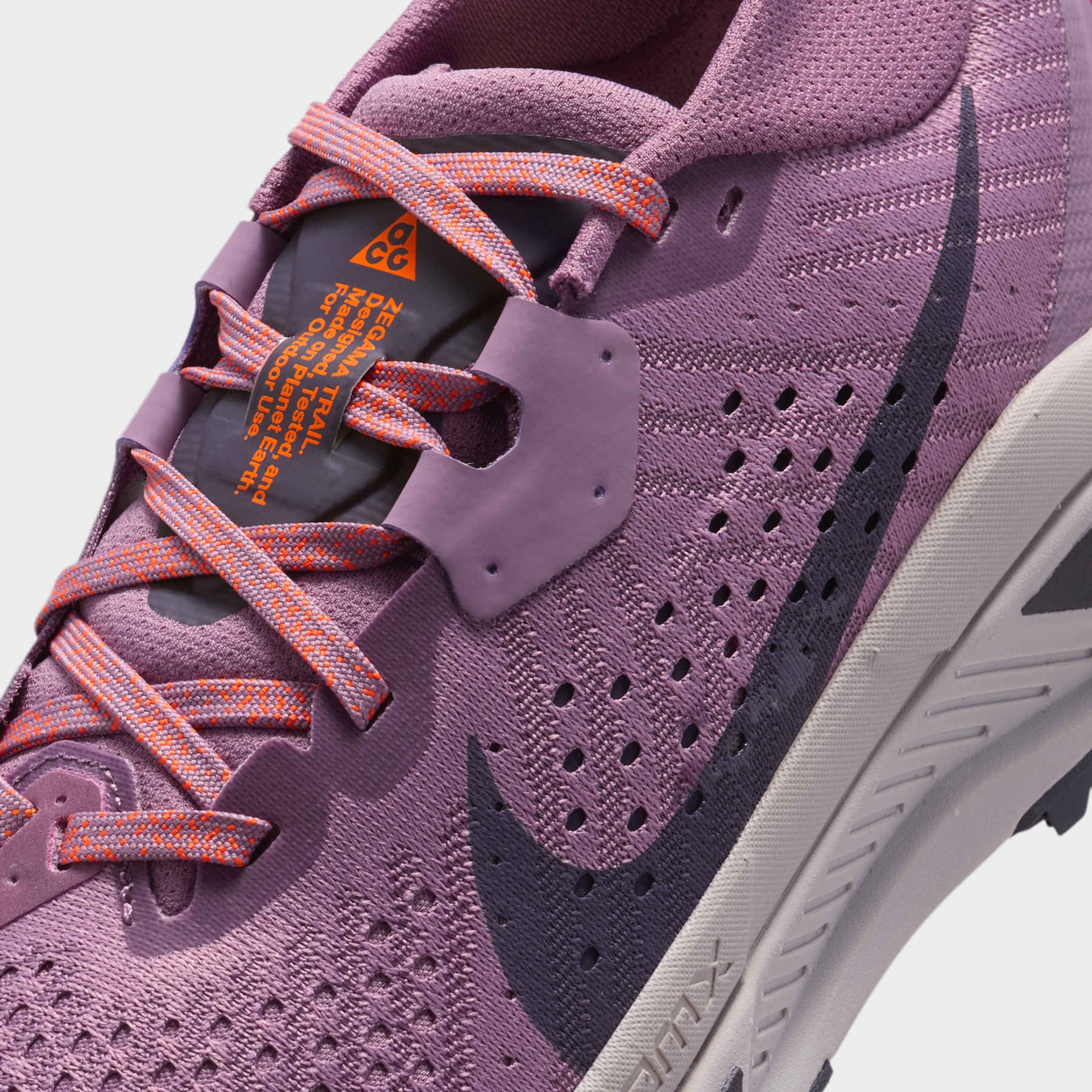 Tênis Nike ACG Zegama Trail Feminino - Foto 7