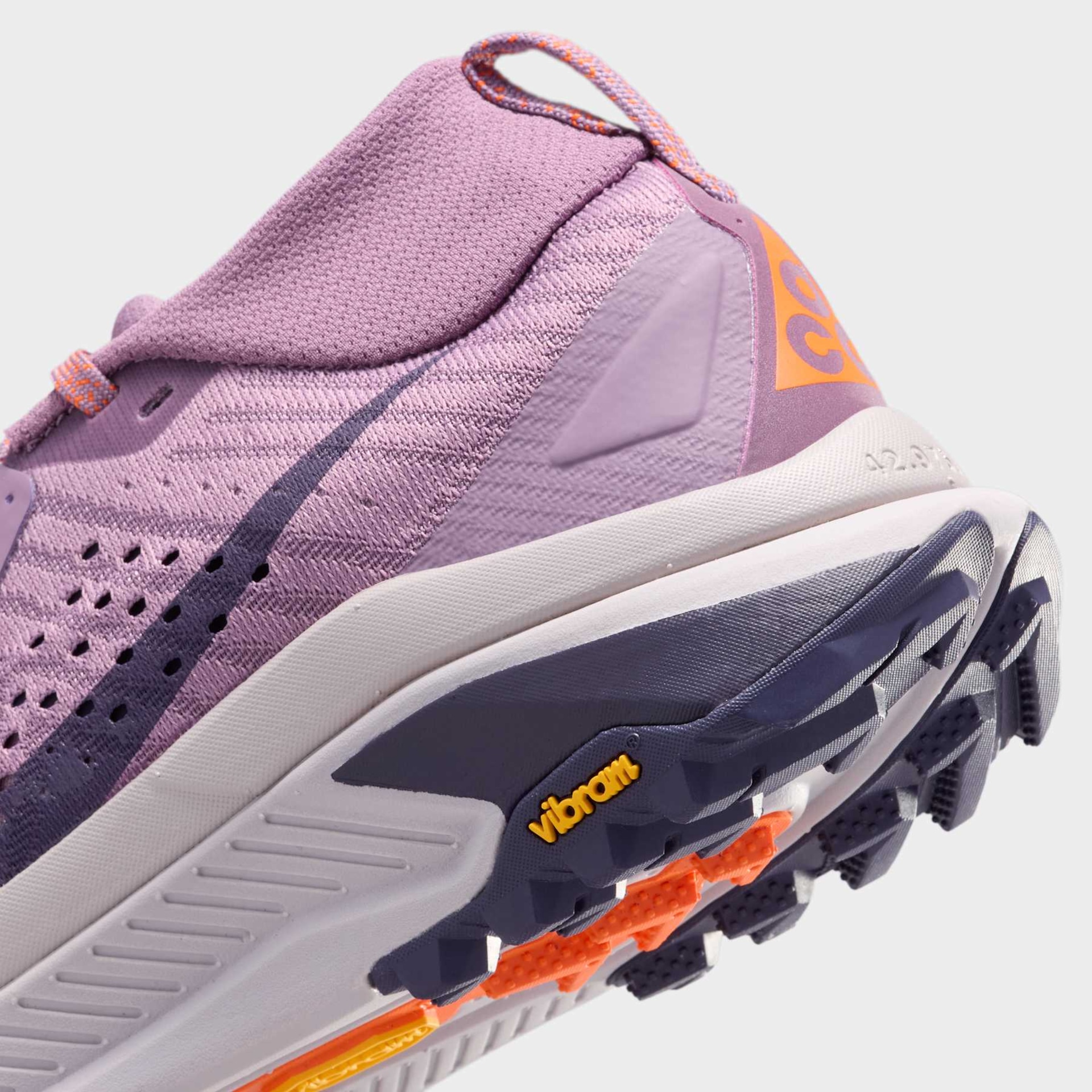 Tênis Nike ACG Zegama Trail Feminino - Foto 8