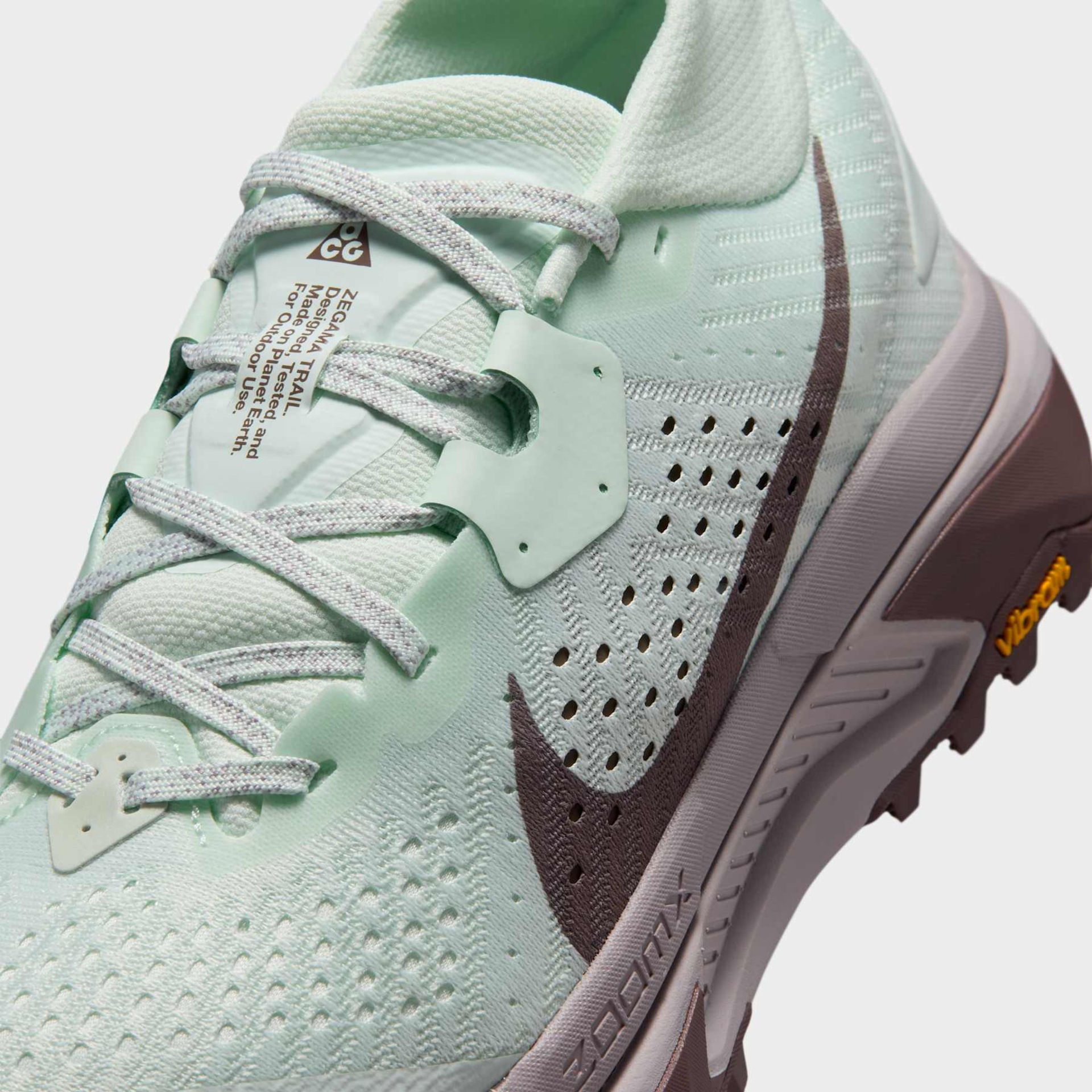 Tênis Nike ACG Zegama Trail Feminino - Foto 7