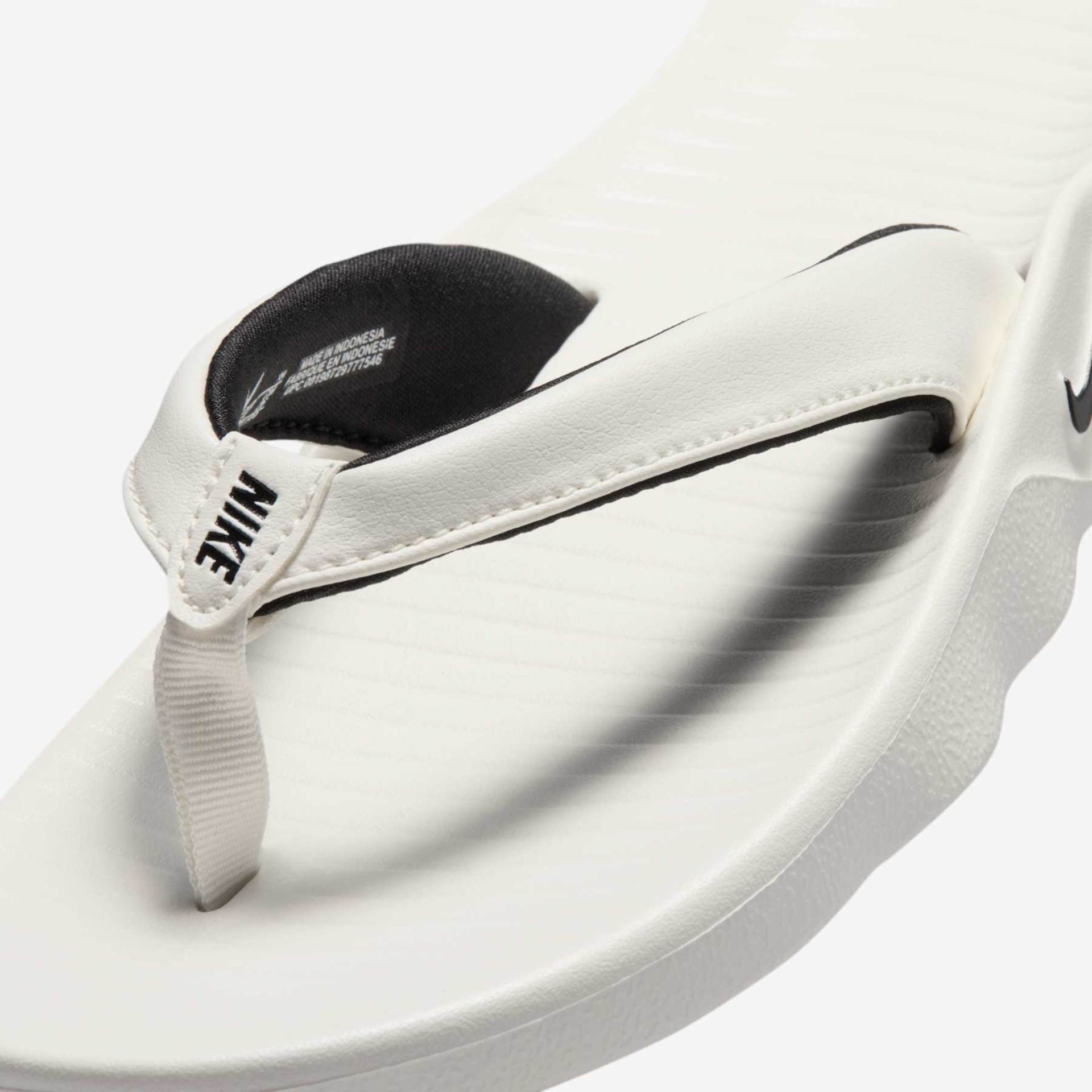 Chinelo Nike Marina Feminino - Foto 6