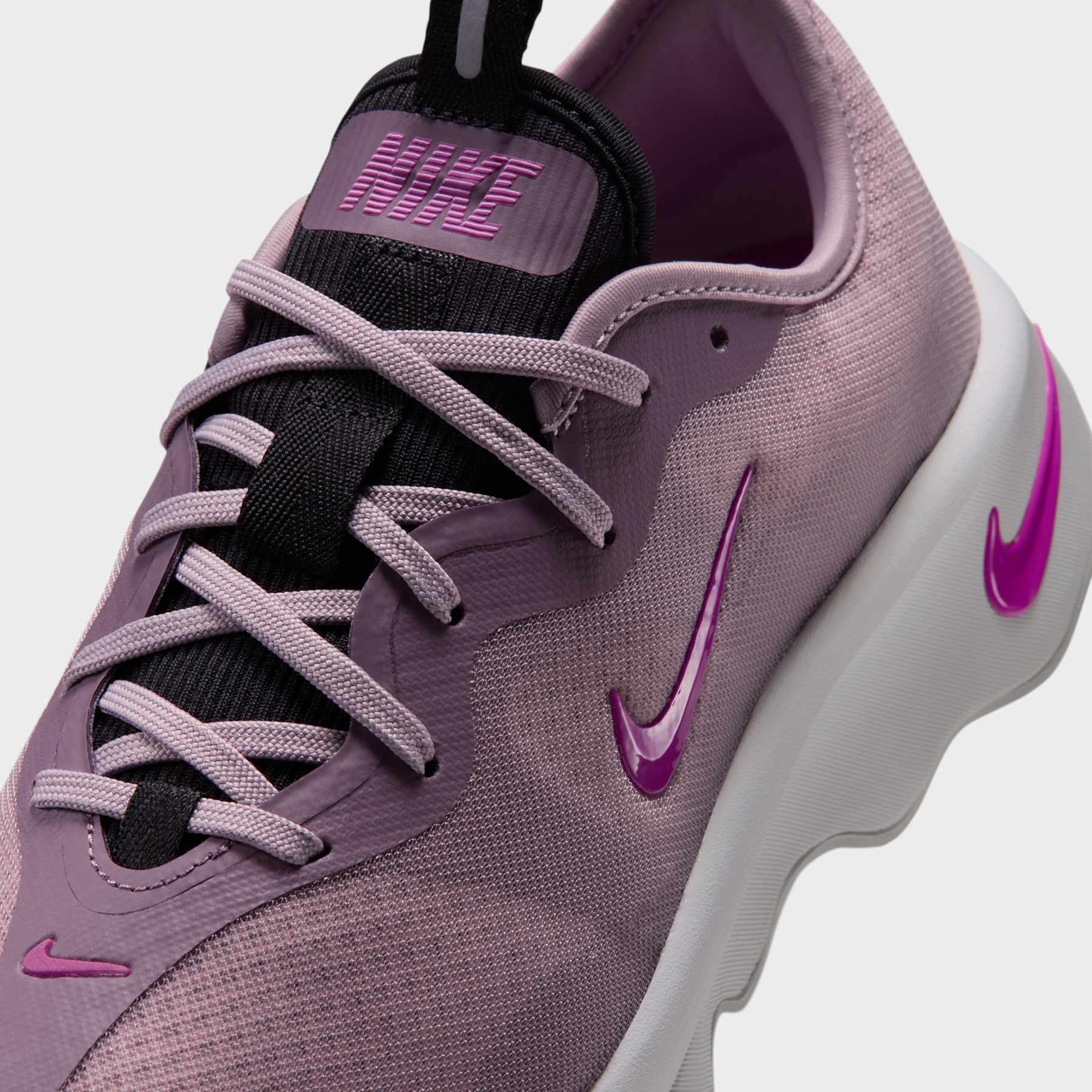 Tênis Nike Motiva 2 Feminino - Foto 7