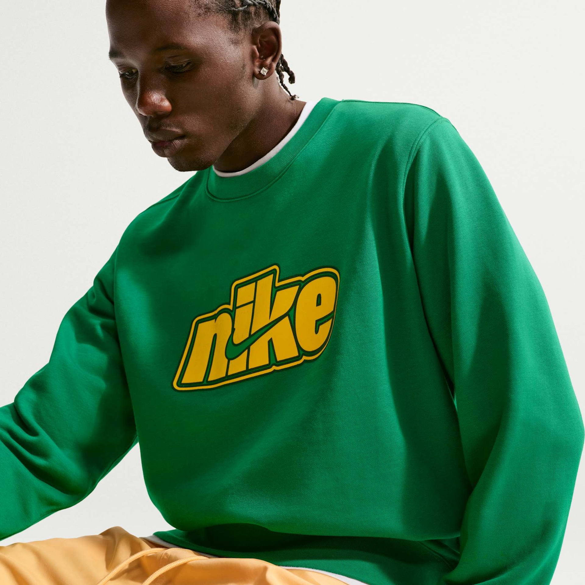 Blusão Nike Club Crew Futebol Masculino - Foto 1