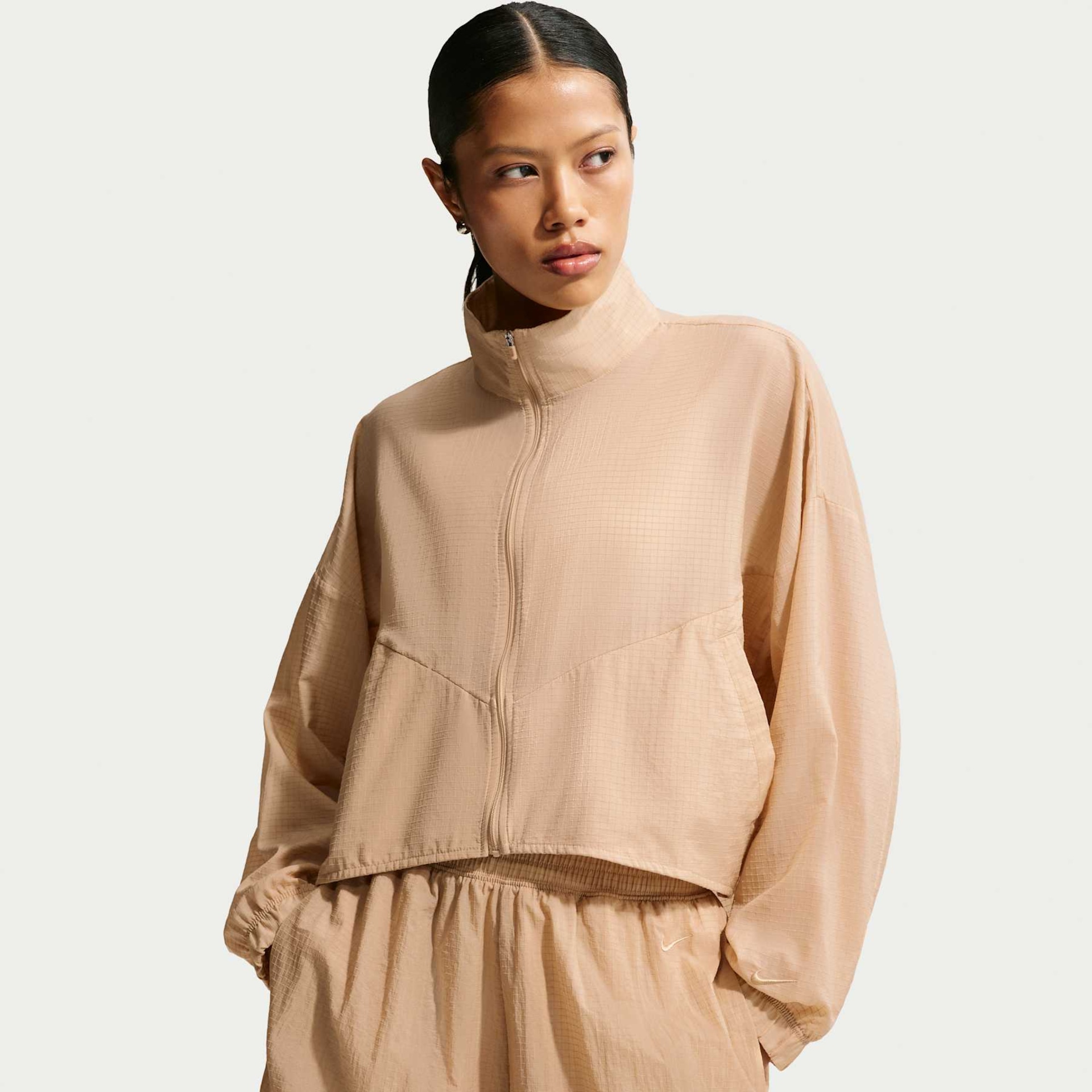 Jaqueta Nike Sportswear Ripstop Feminina - Foto 1