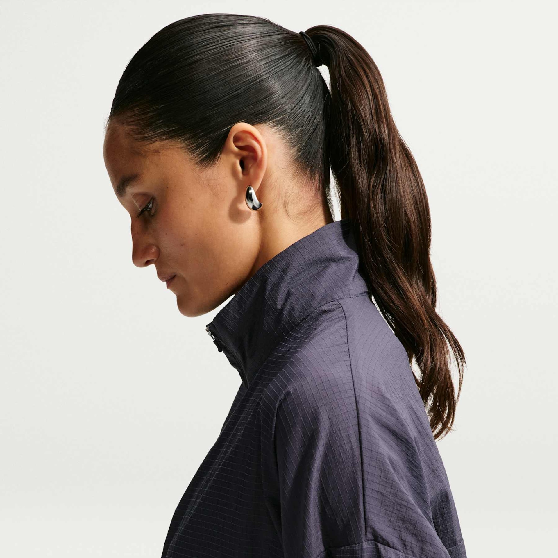 Jaqueta Nike Sportswear Ripstop Feminina - Foto 2