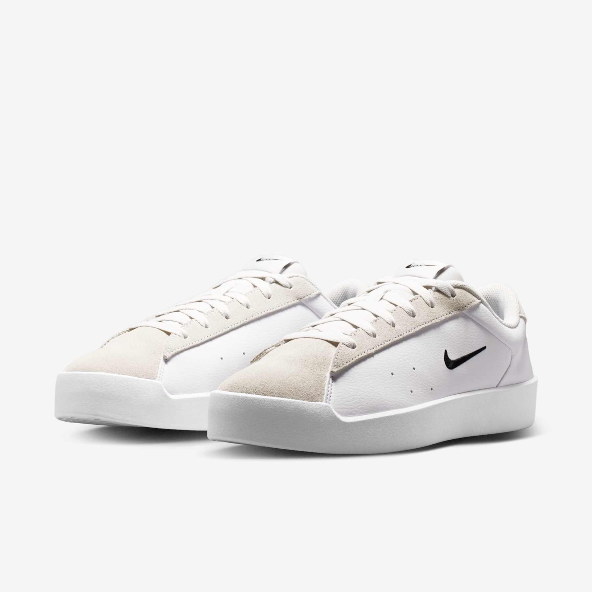 Tênis Nike Court Heritage Feminino - Foto 5